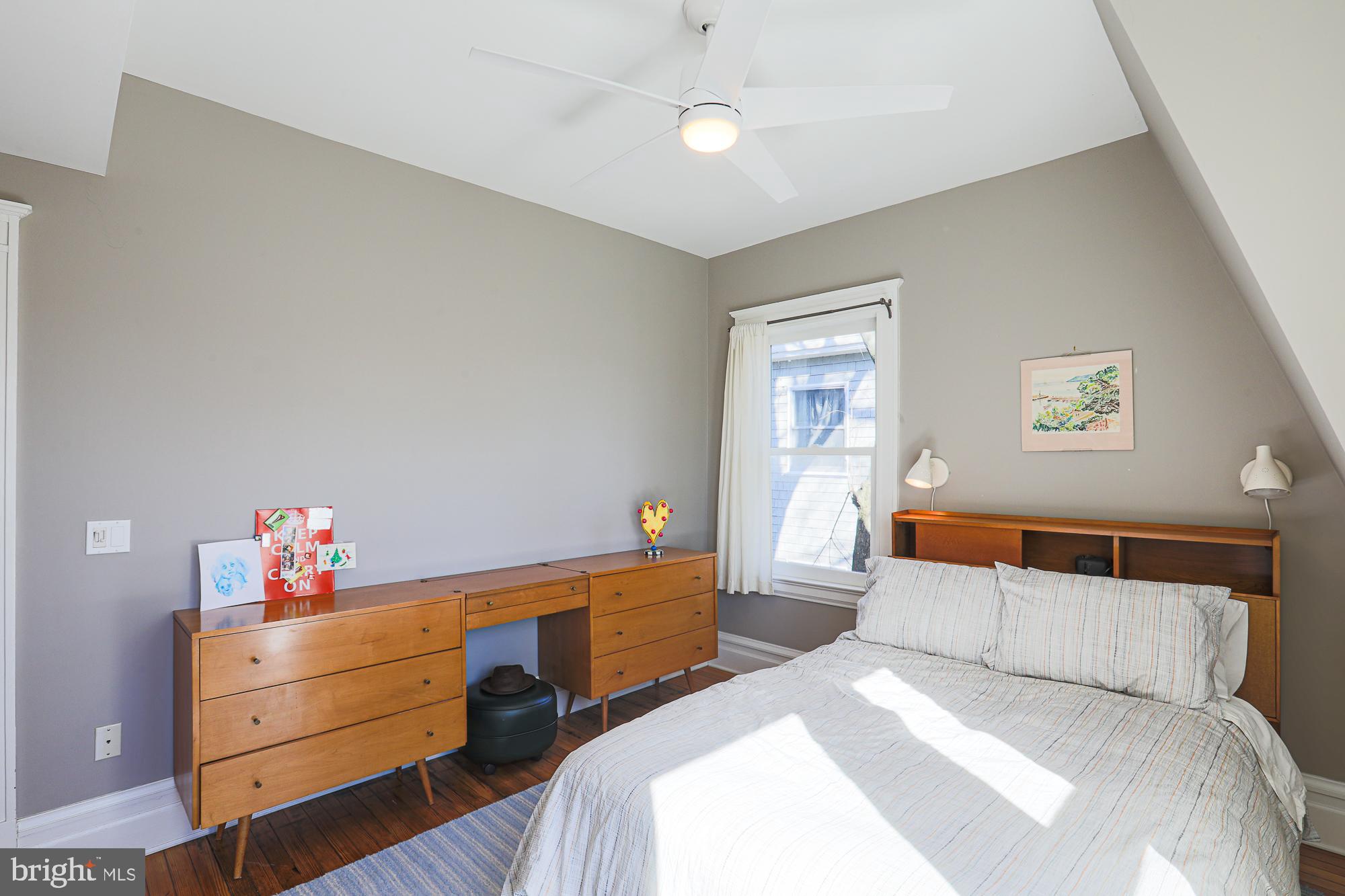 ROLAND PARK - Residential