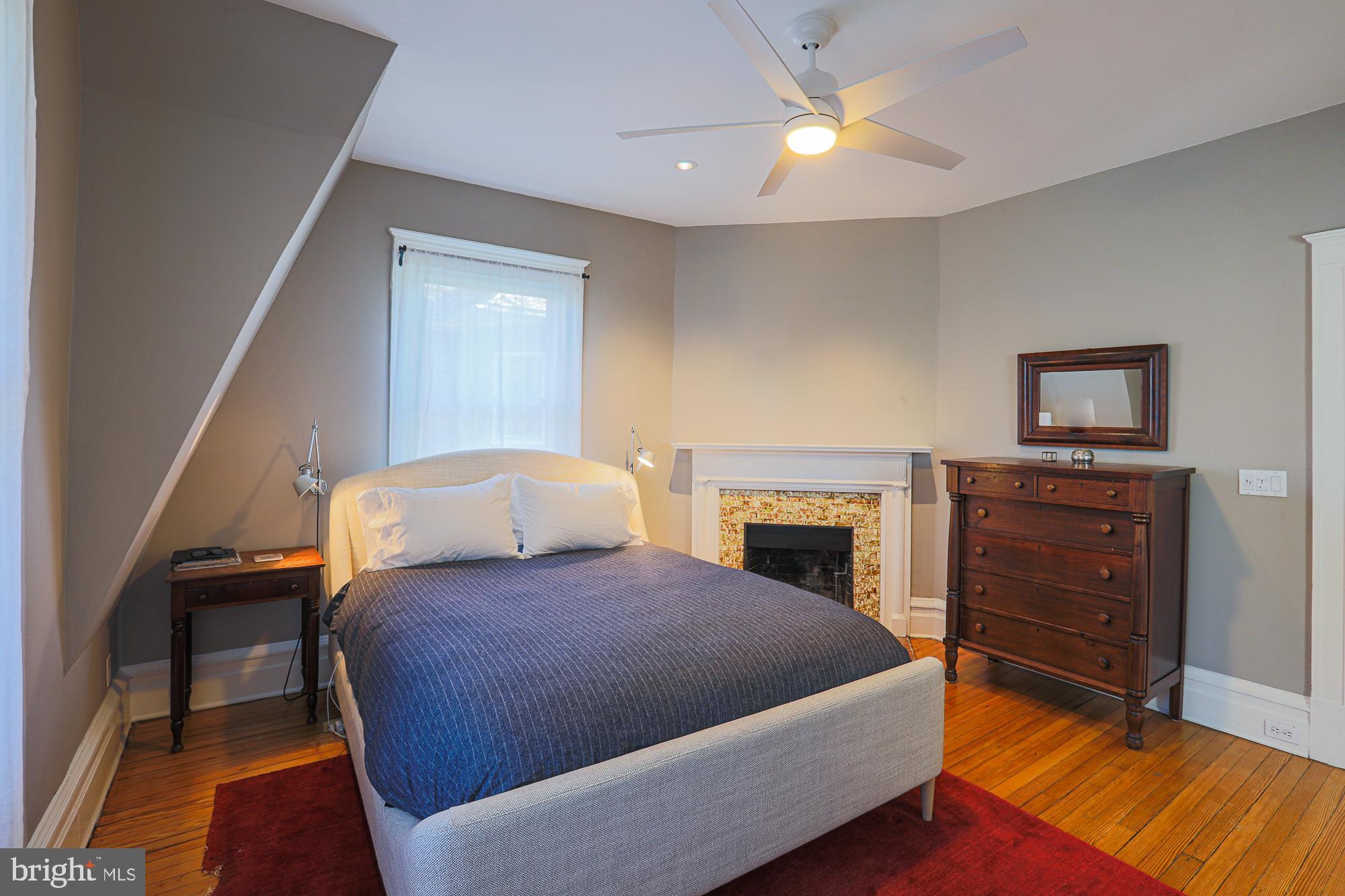 ROLAND PARK - Residential