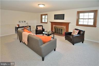 KIRKSIDE - Residential Lease