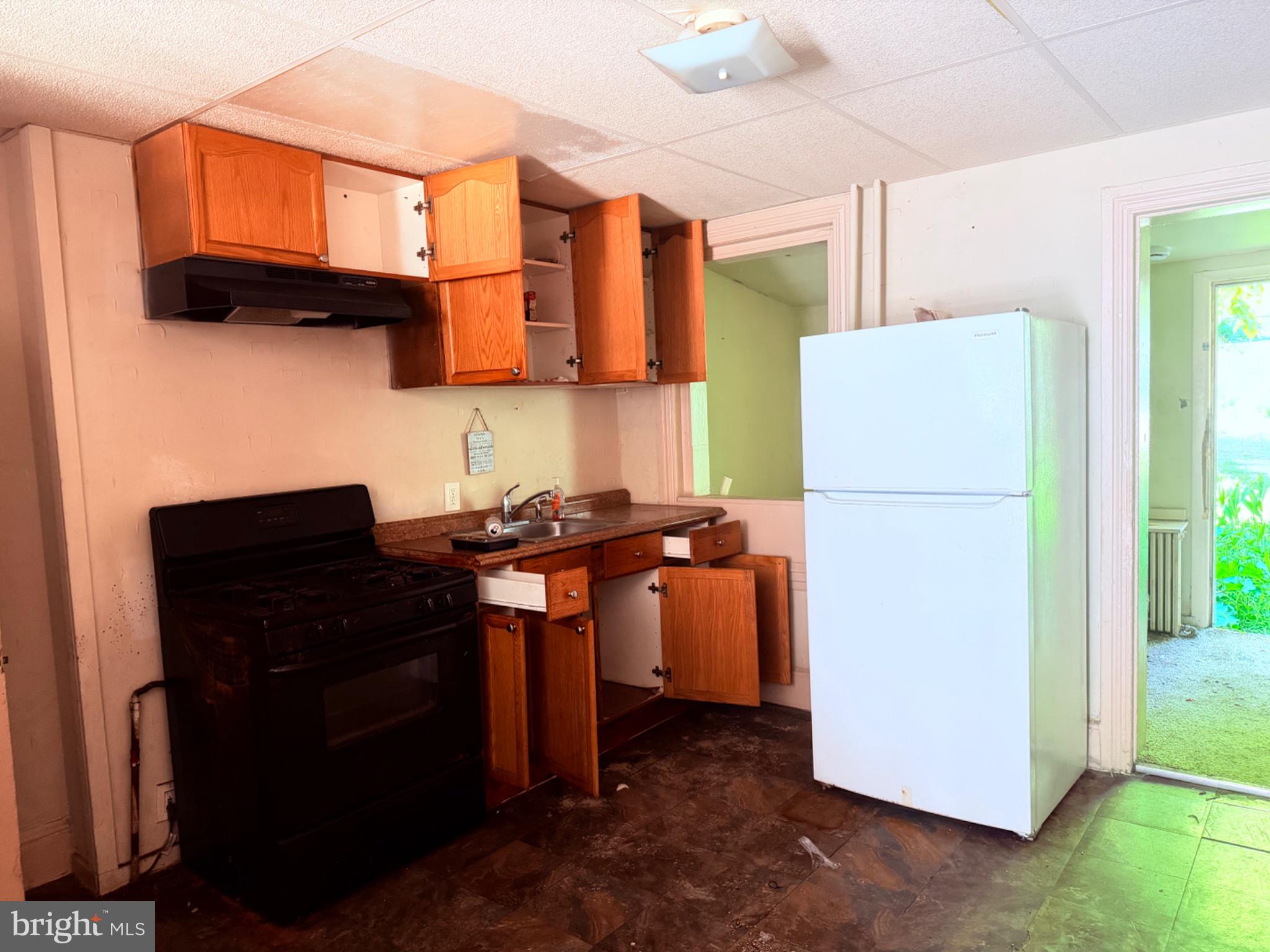 NORRISTOWN - Residential