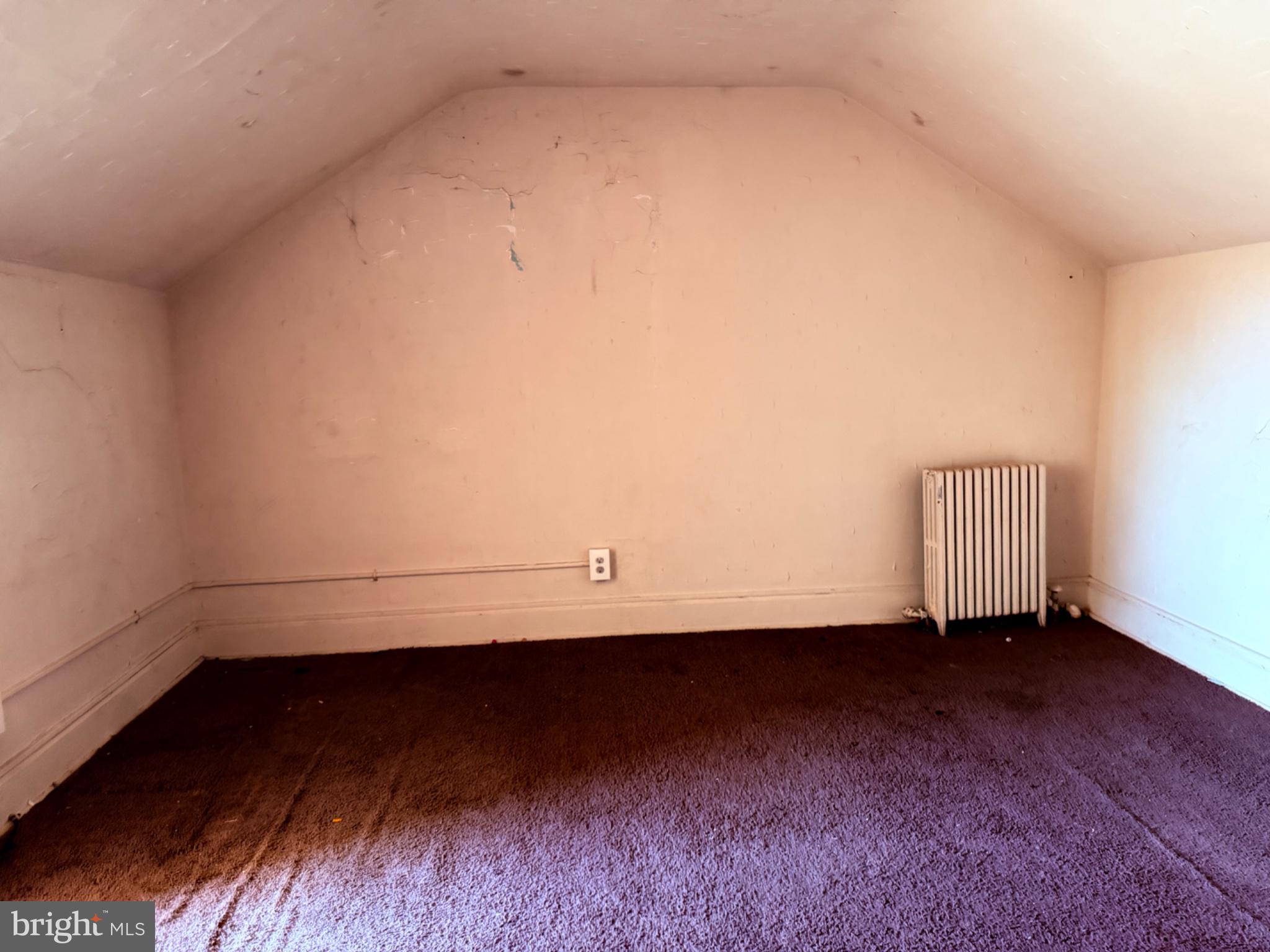 NORRISTOWN - Residential