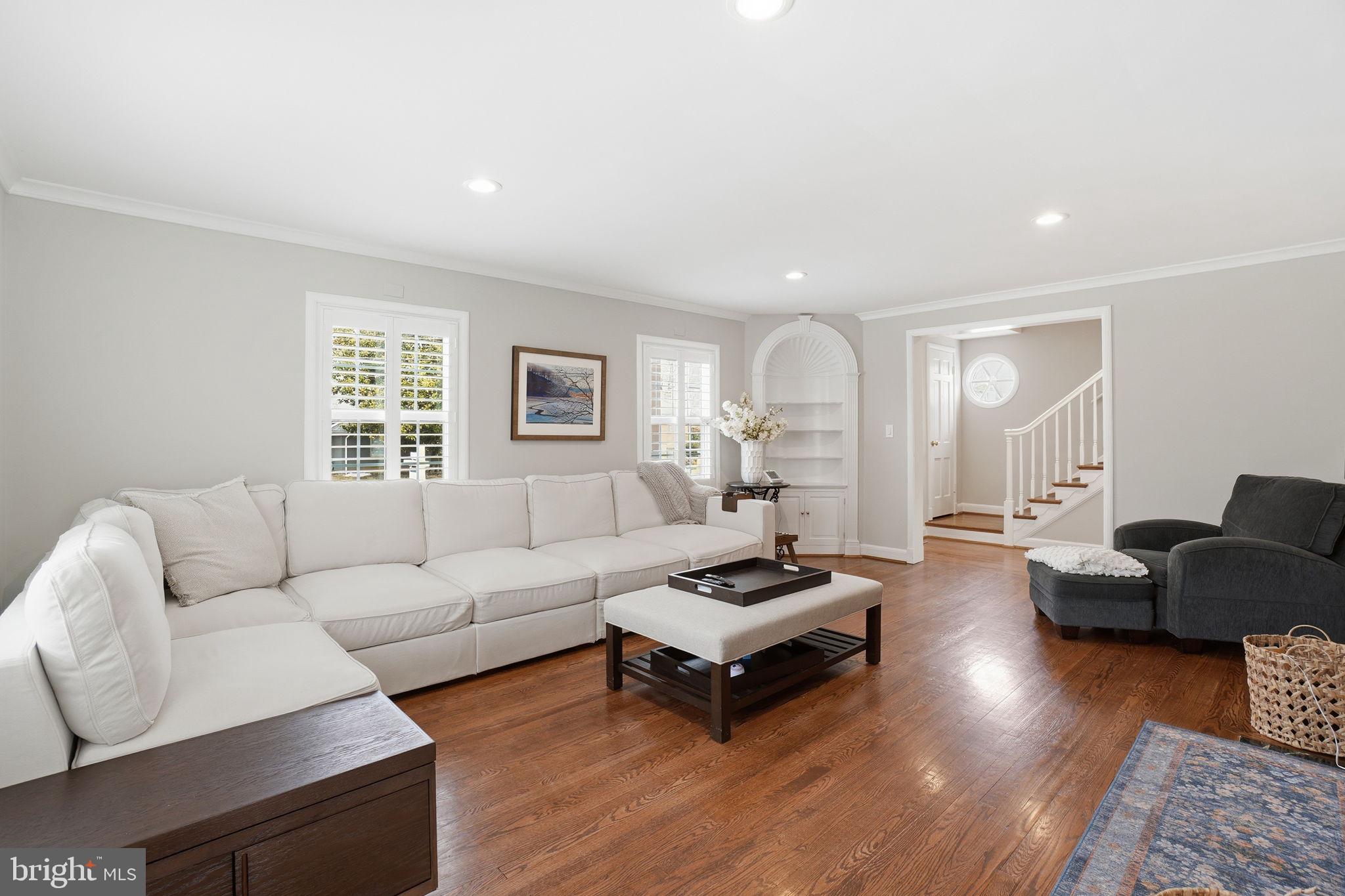 AURORA HILLS - Residential