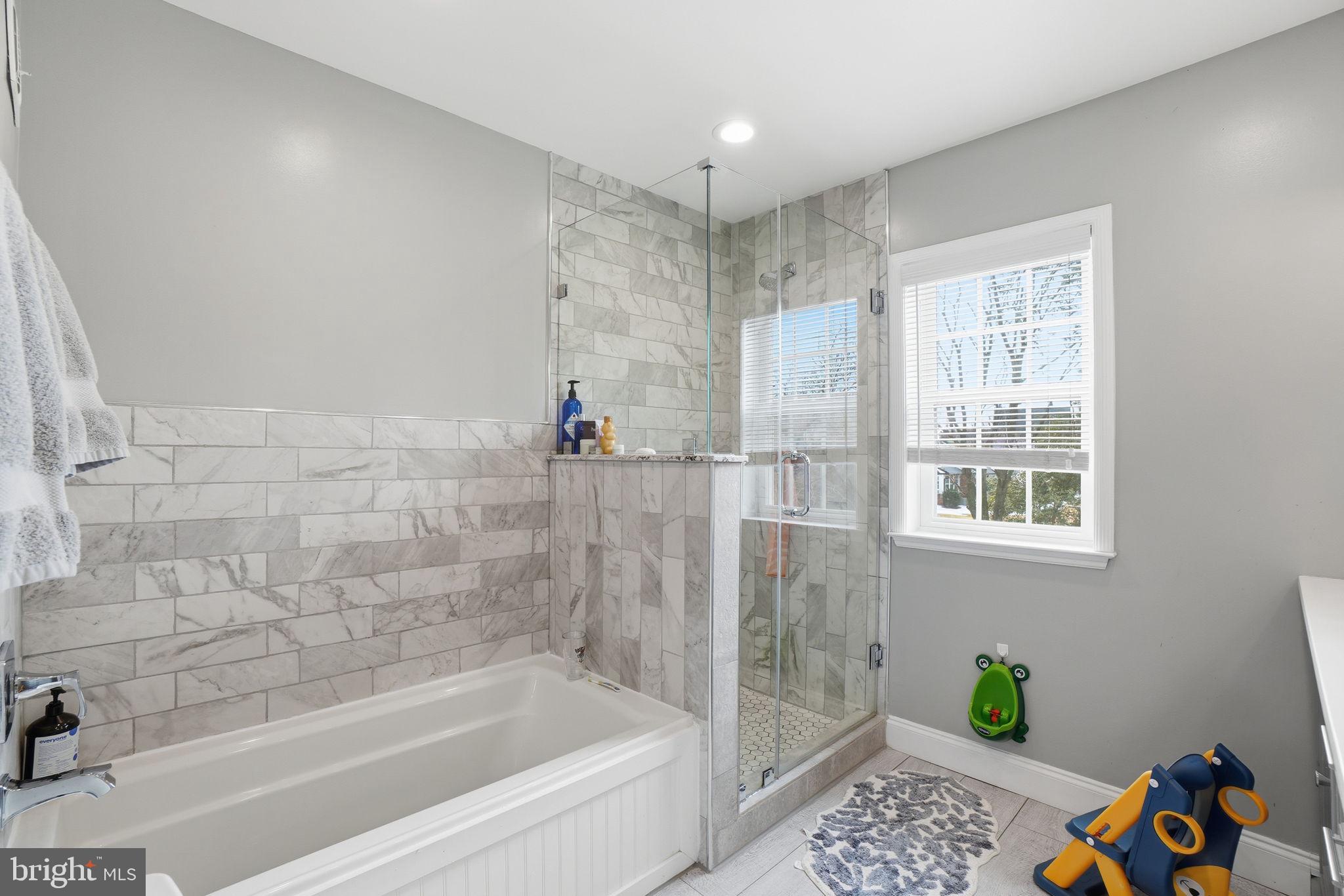 AURORA HILLS - Residential