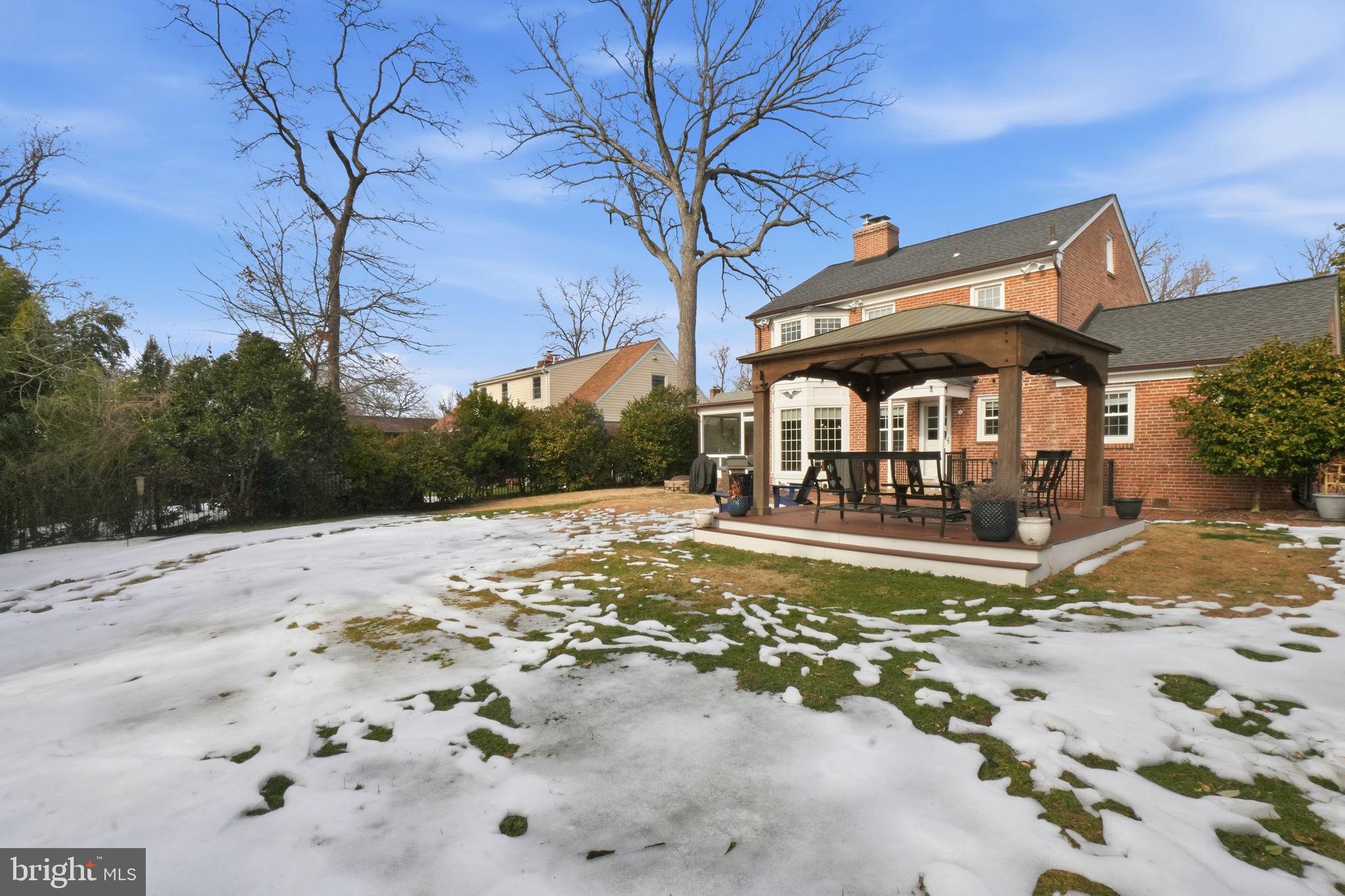 AURORA HILLS - Residential