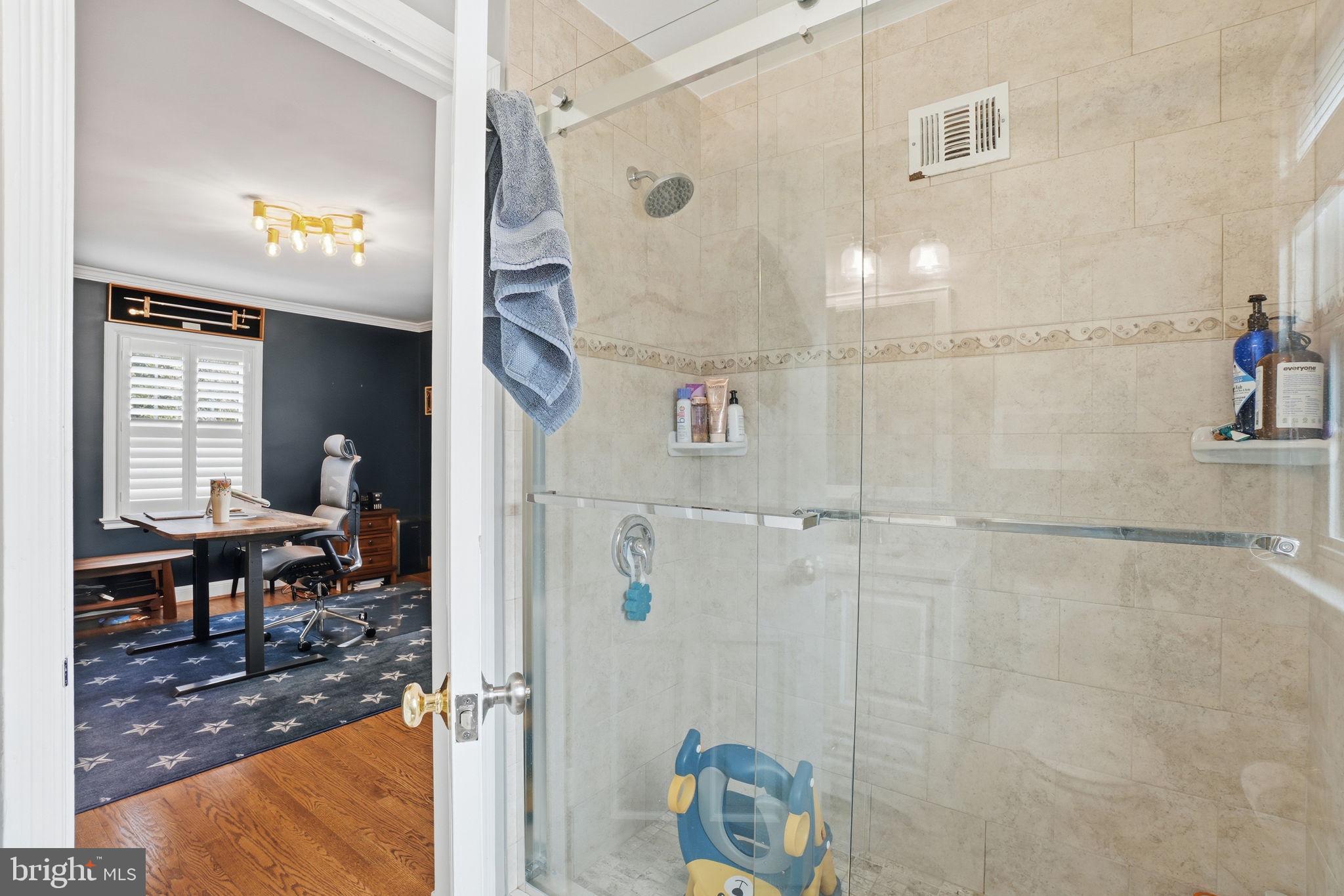 AURORA HILLS - Residential