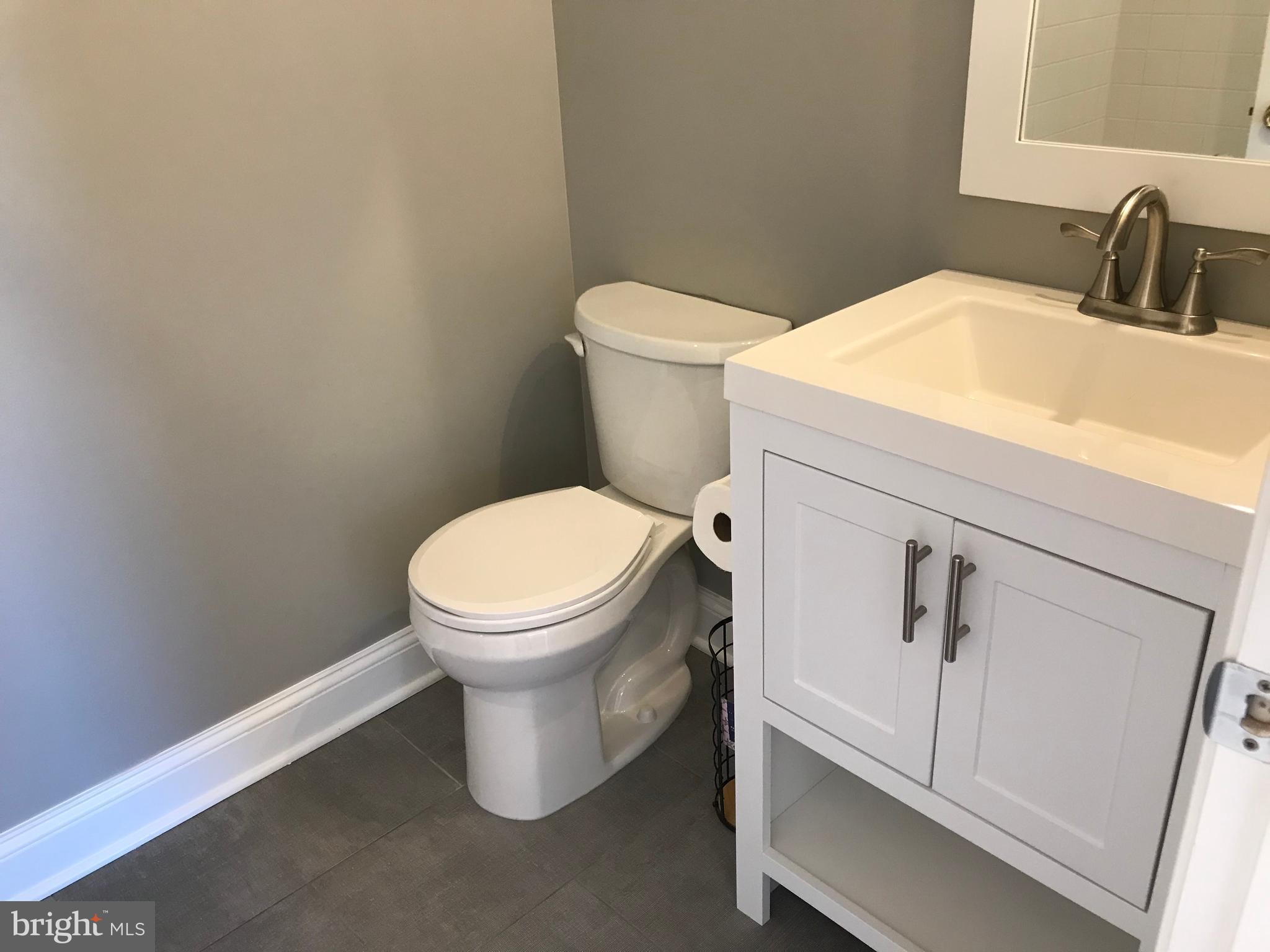 CENTRE RIDGE - Residential Lease