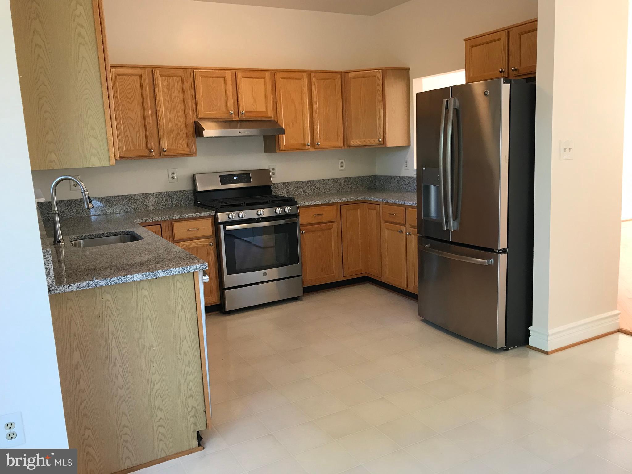 CENTRE RIDGE - Residential Lease