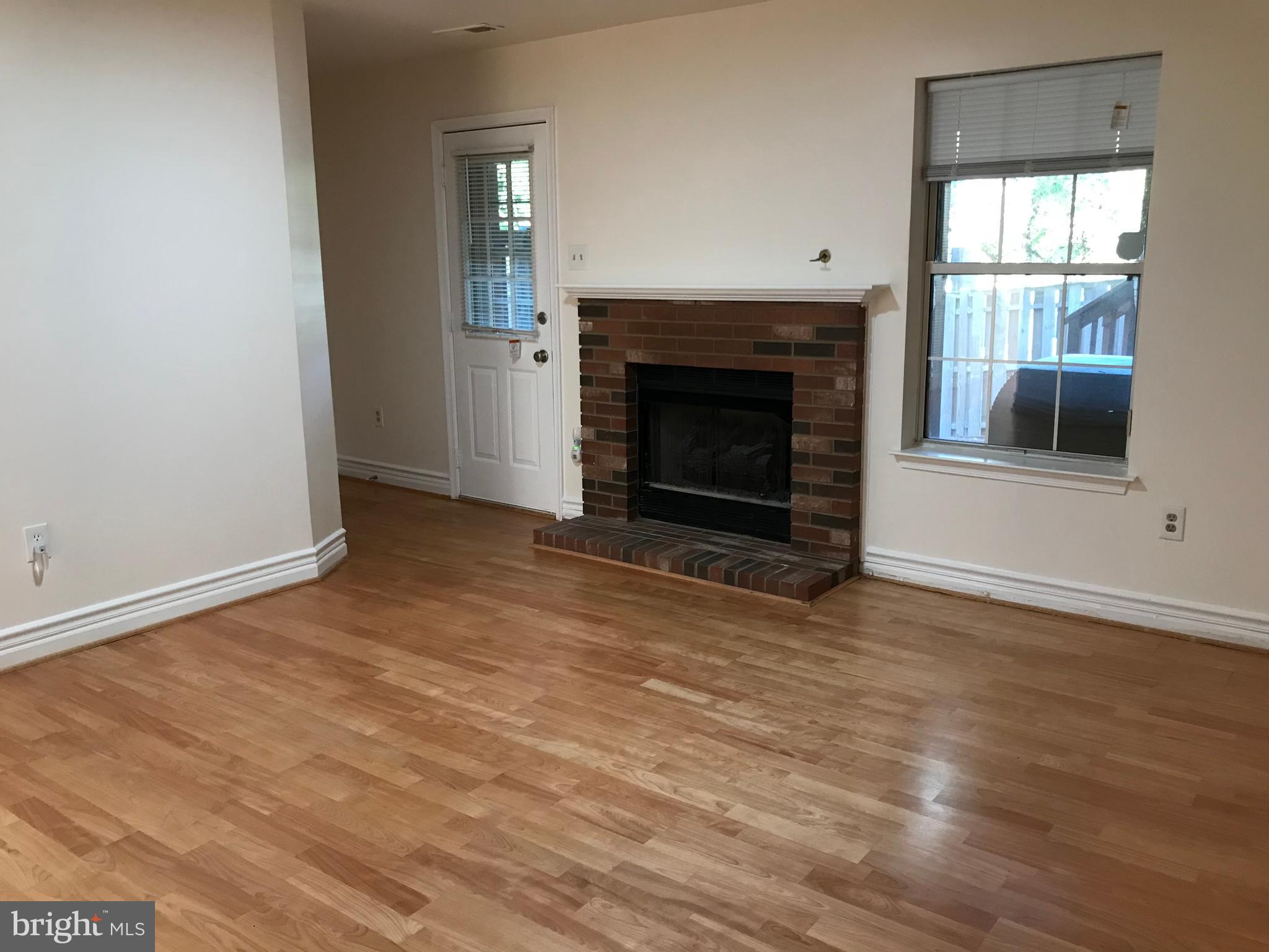 CENTRE RIDGE - Residential Lease