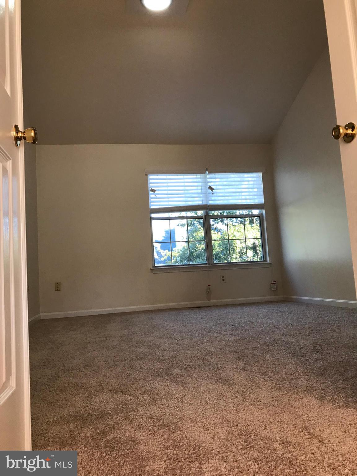 CENTRE RIDGE - Residential Lease