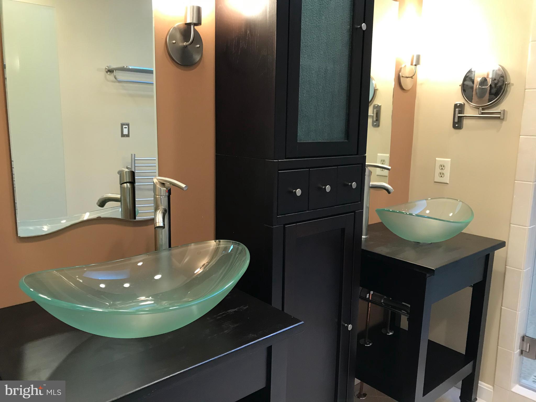 CENTRE RIDGE - Residential Lease