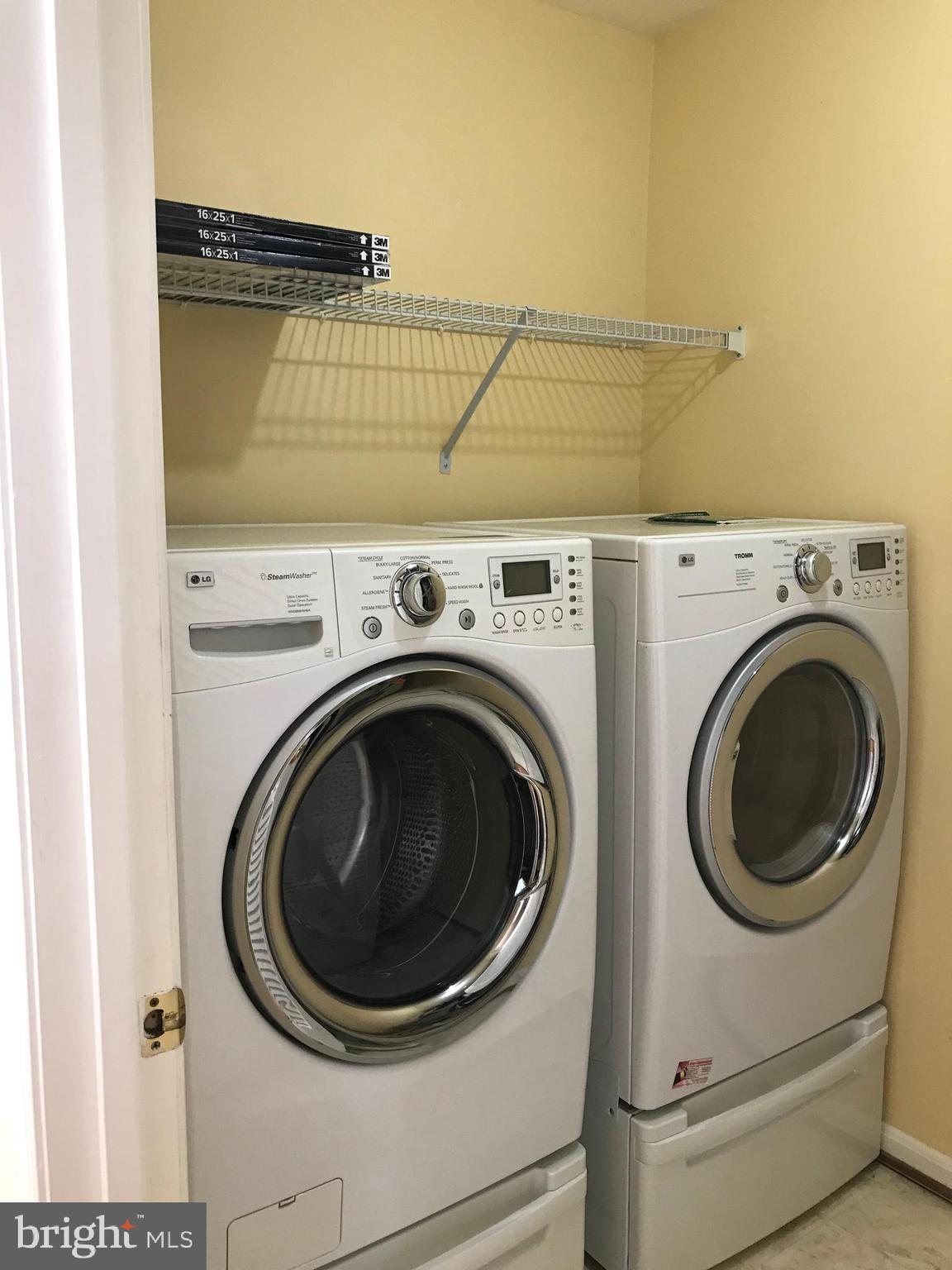 CENTRE RIDGE - Residential Lease