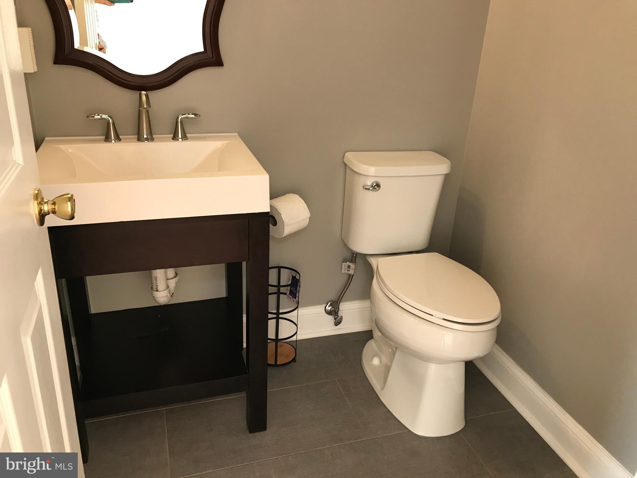 CENTRE RIDGE - Residential Lease