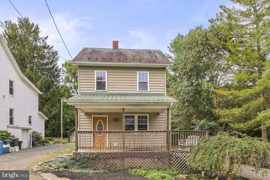 Photo of 204 Parke Street, DELTA, PA 17314 (MLS # PAYK2089580)
