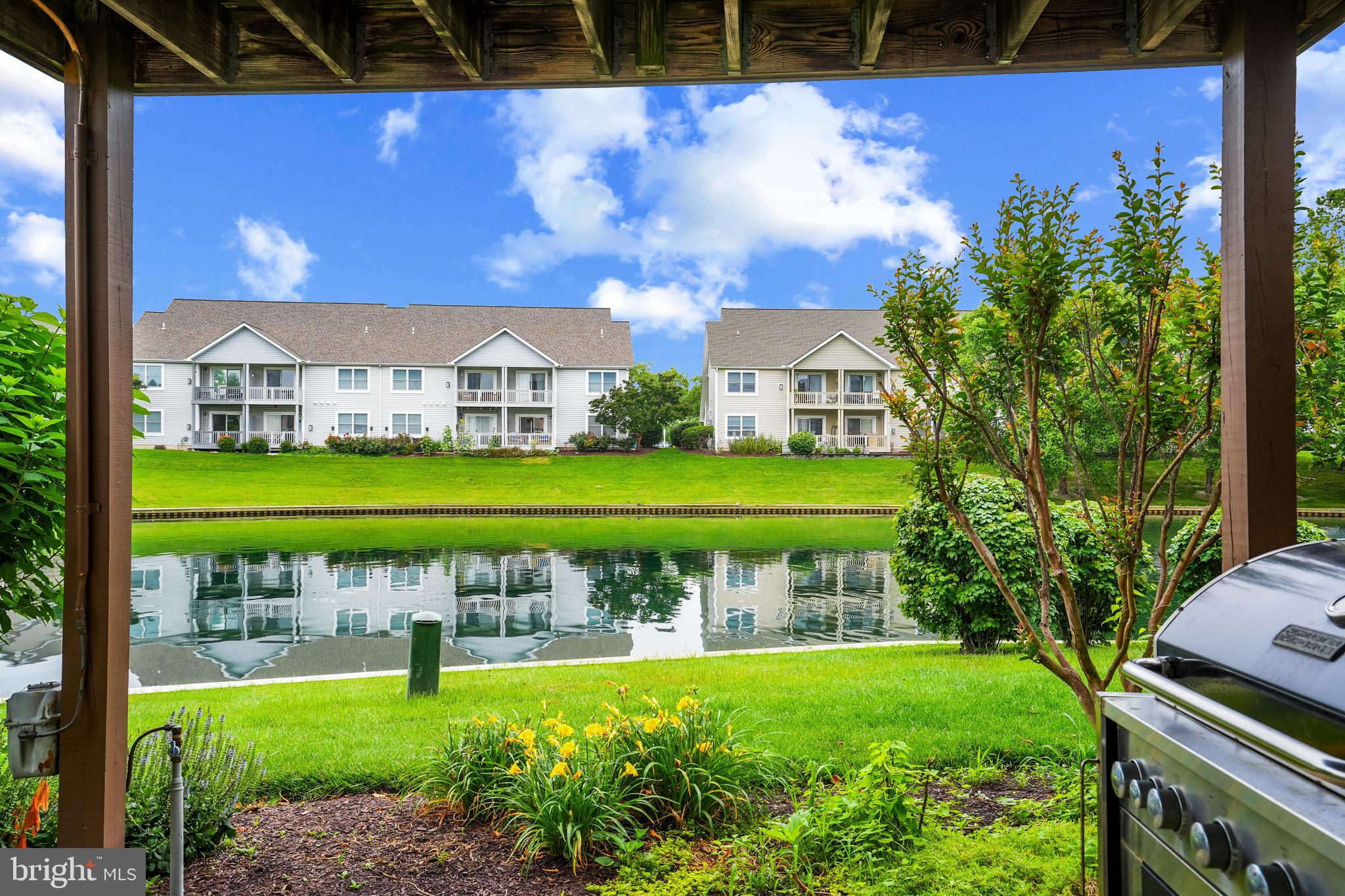 BAYSIDE - Residential