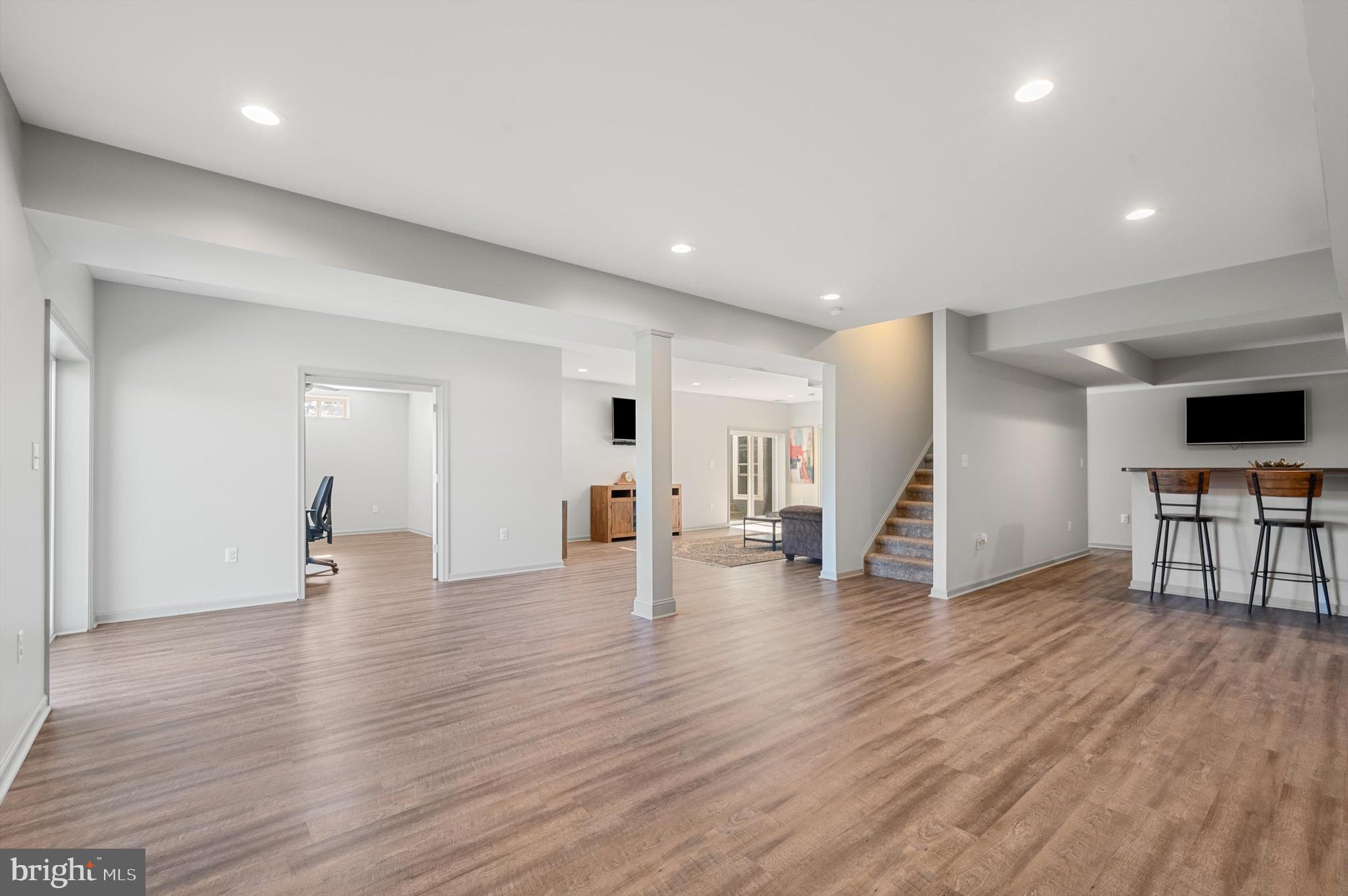 KENDALL MILLS - Residential