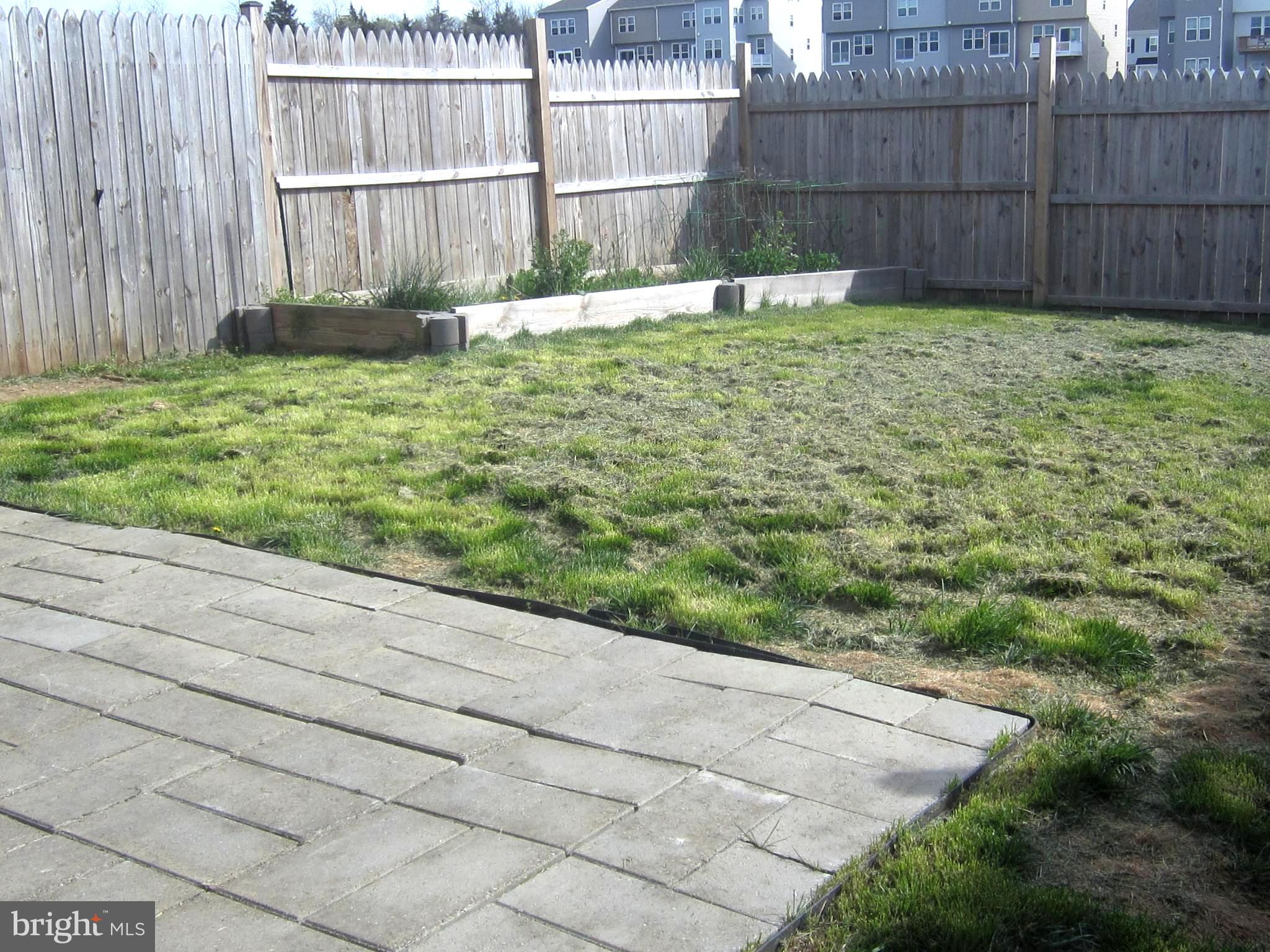 MCCAULEY CROSSING - Residential Lease