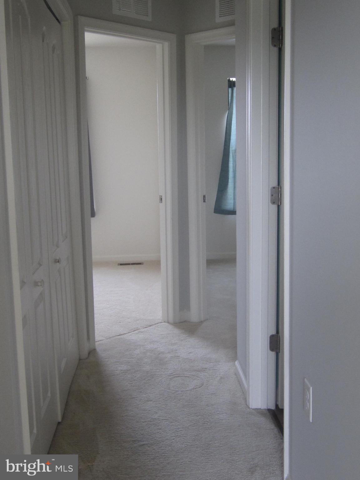 MCCAULEY CROSSING - Residential Lease