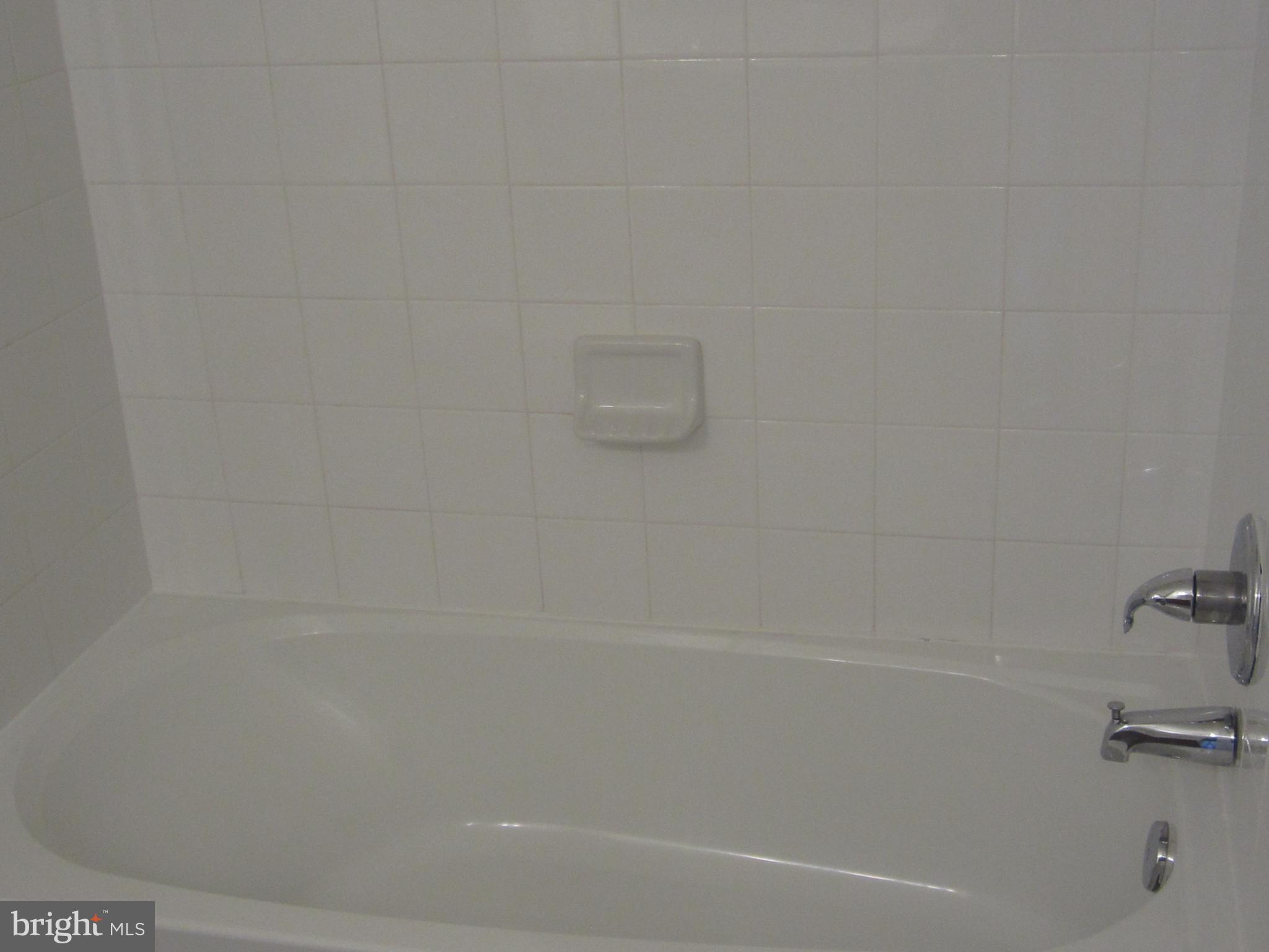 MCCAULEY CROSSING - Residential Lease