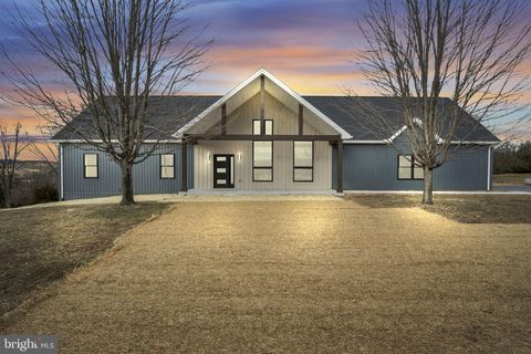 158 SHERBY LANE SHERMANS DALE PA 17090