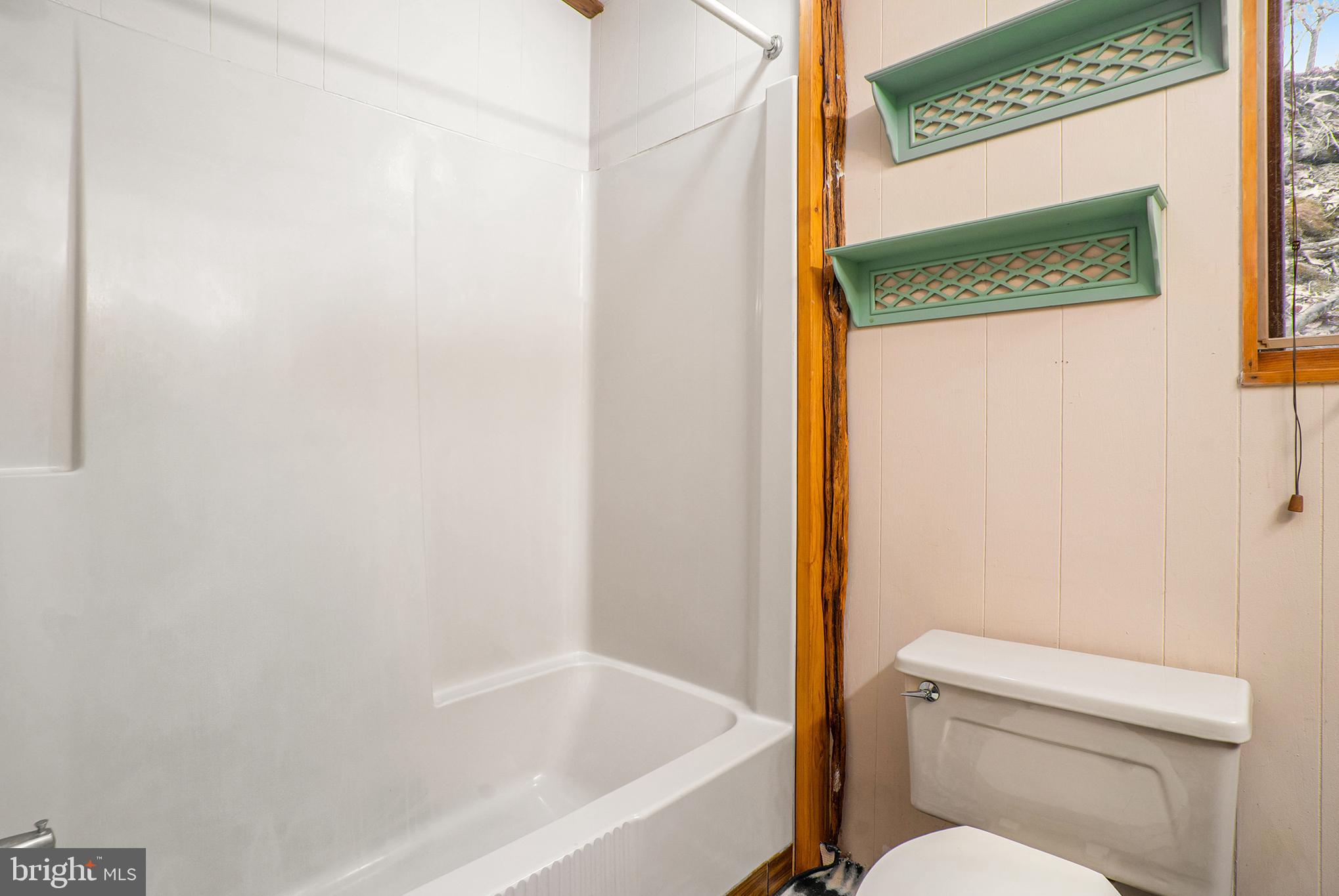 VALLEY FORGE MTN - Residential