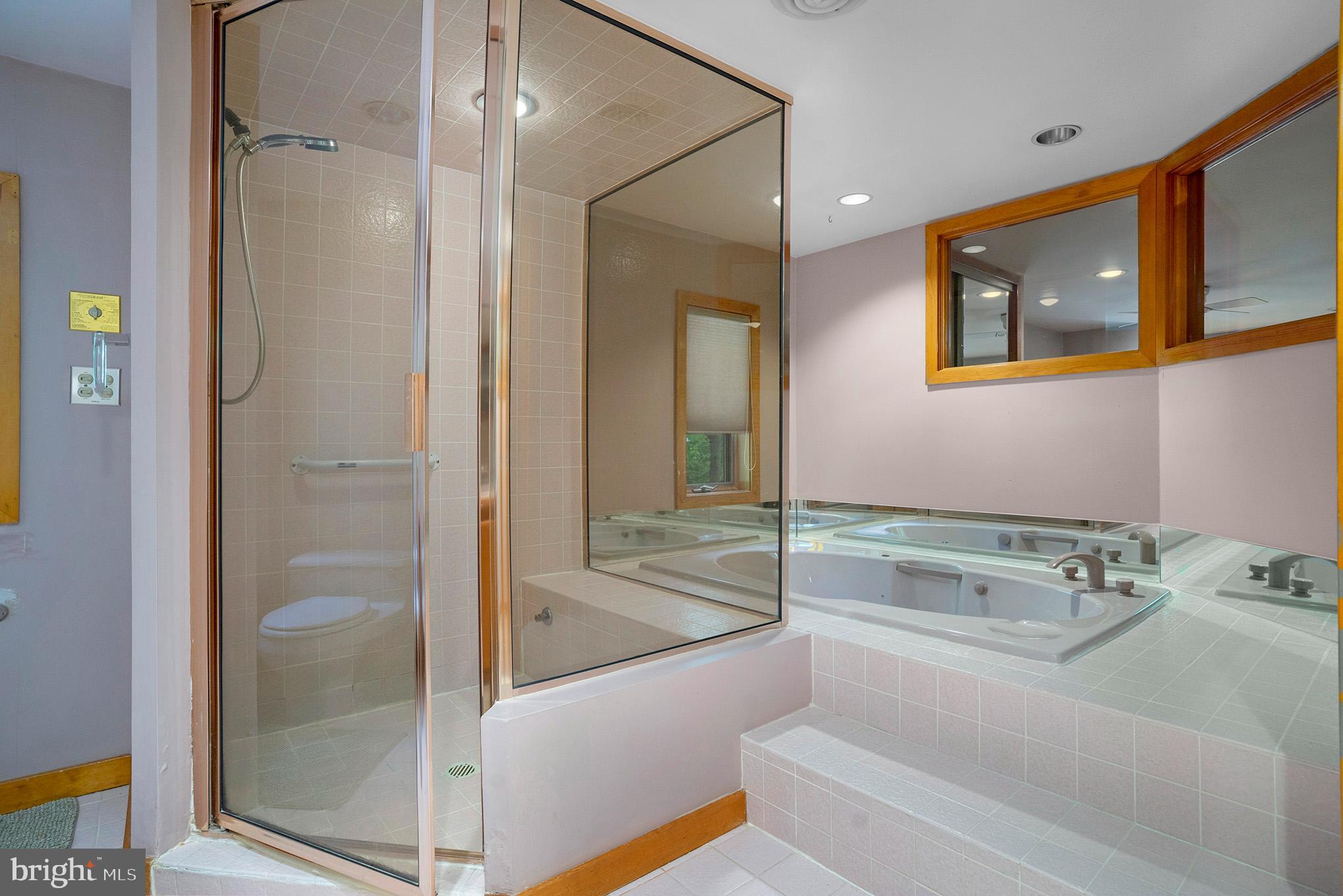 VALLEY FORGE MTN - Residential