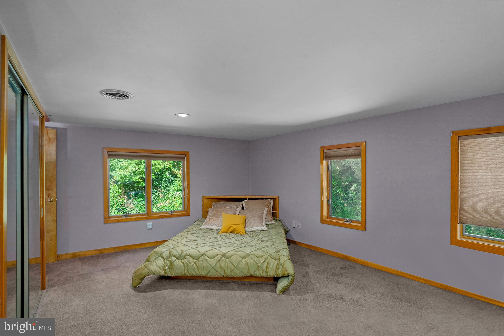 VALLEY FORGE MTN - Residential