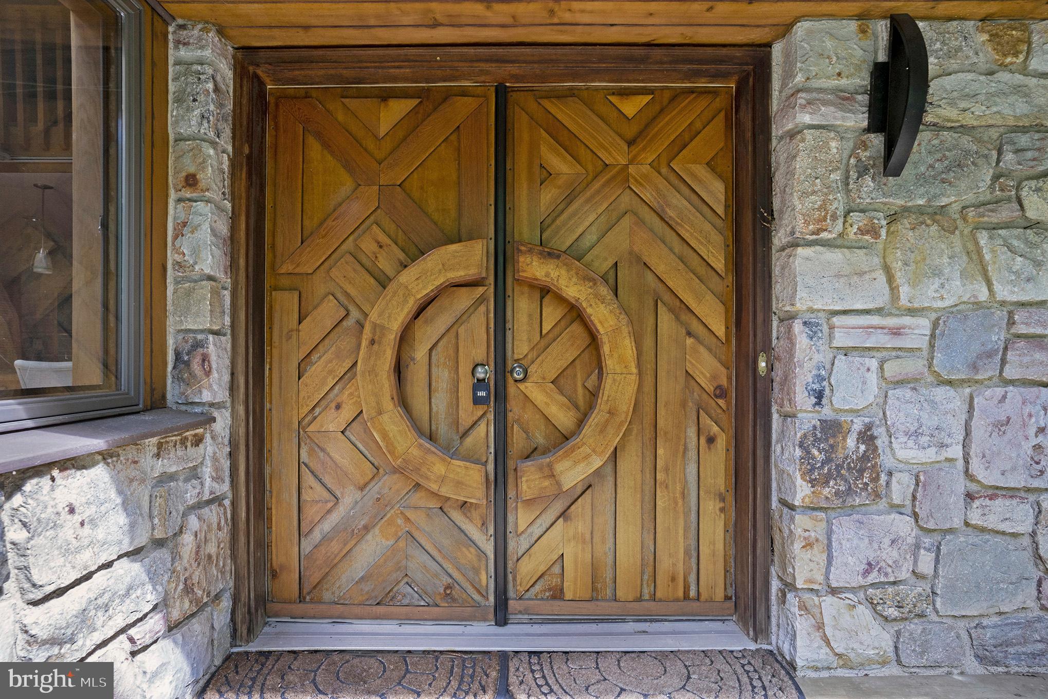 VALLEY FORGE MTN - Residential