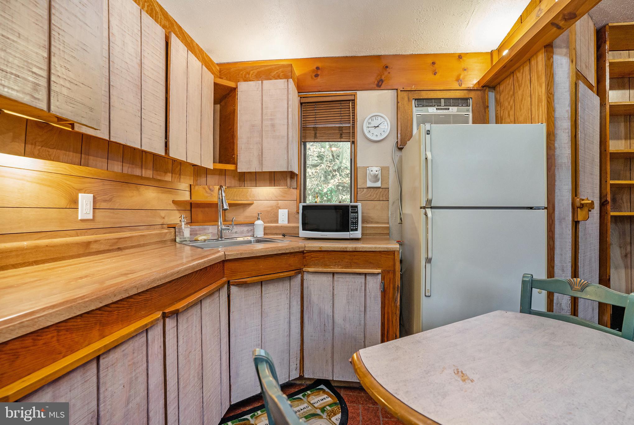 VALLEY FORGE MTN - Residential