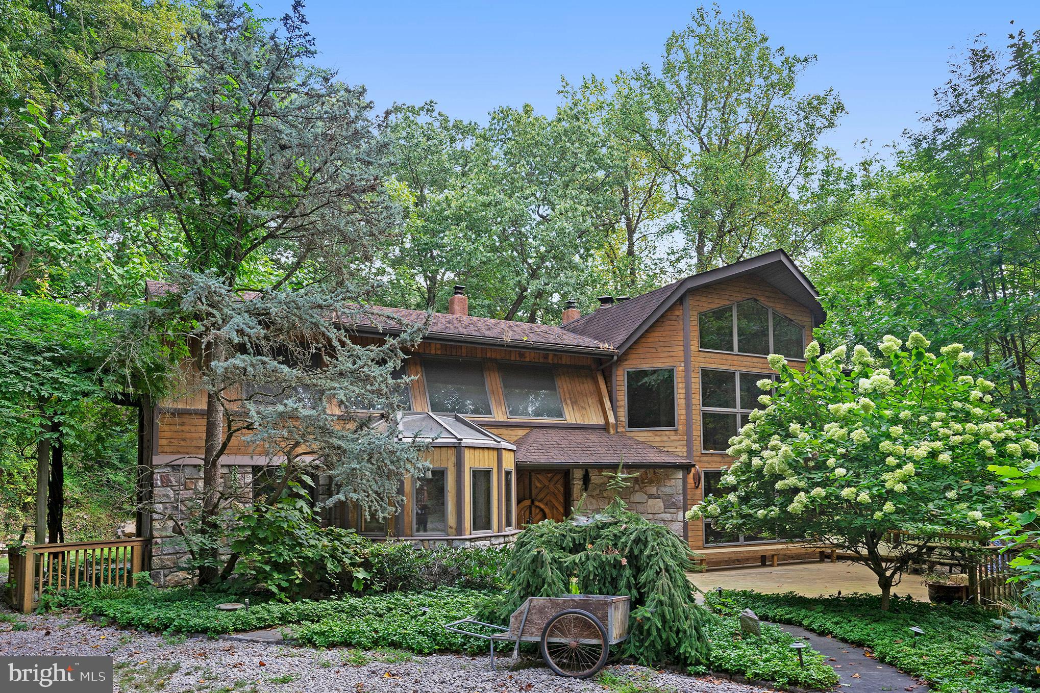 VALLEY FORGE MTN - Residential