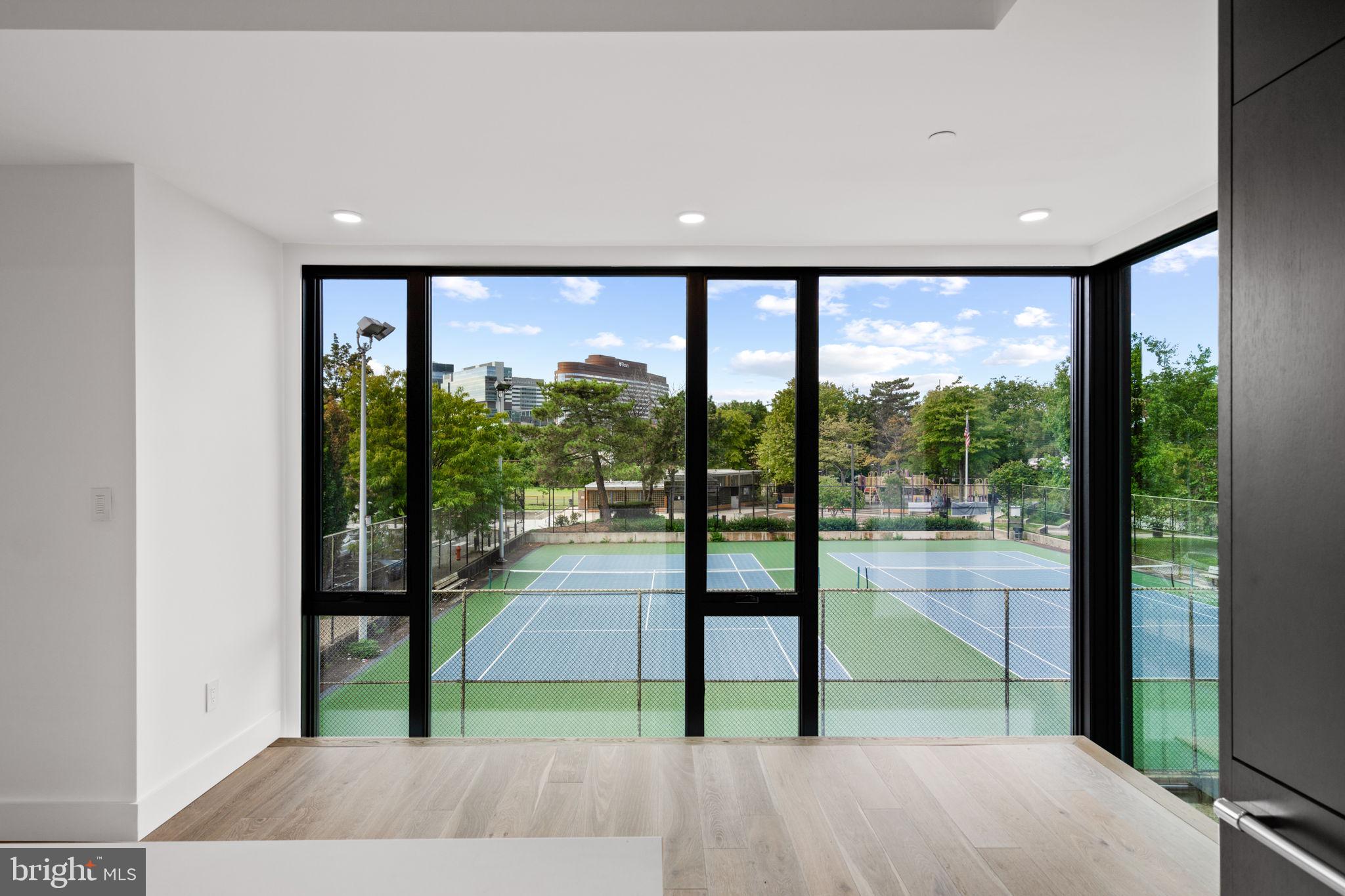 FITLER SQUARE - Residential