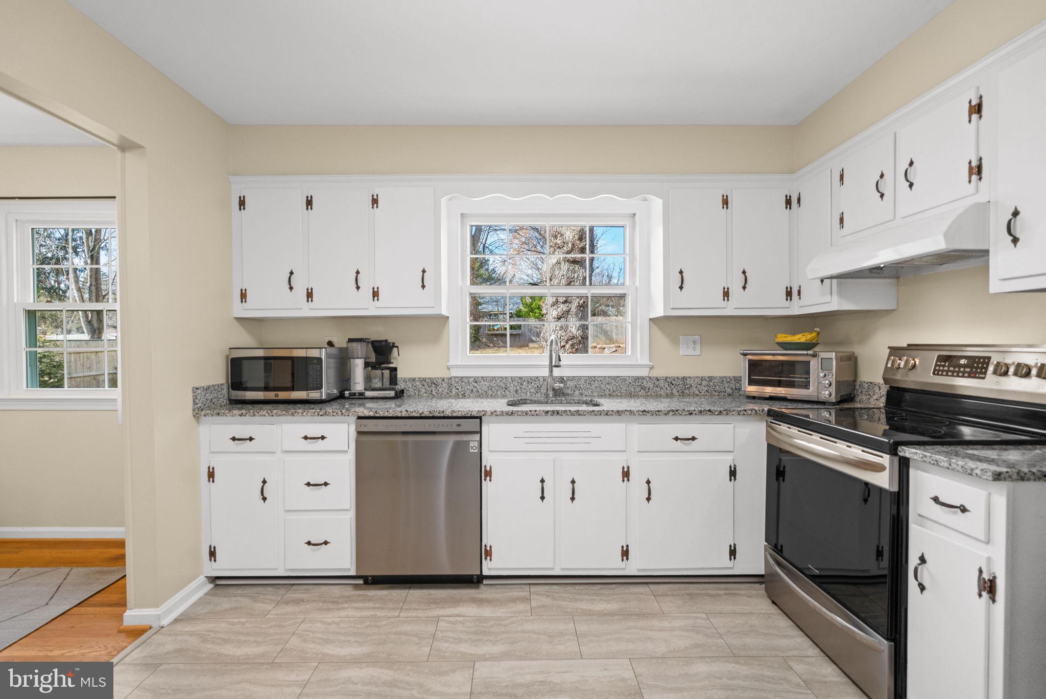 MILL CREEK TOWNE - Residential