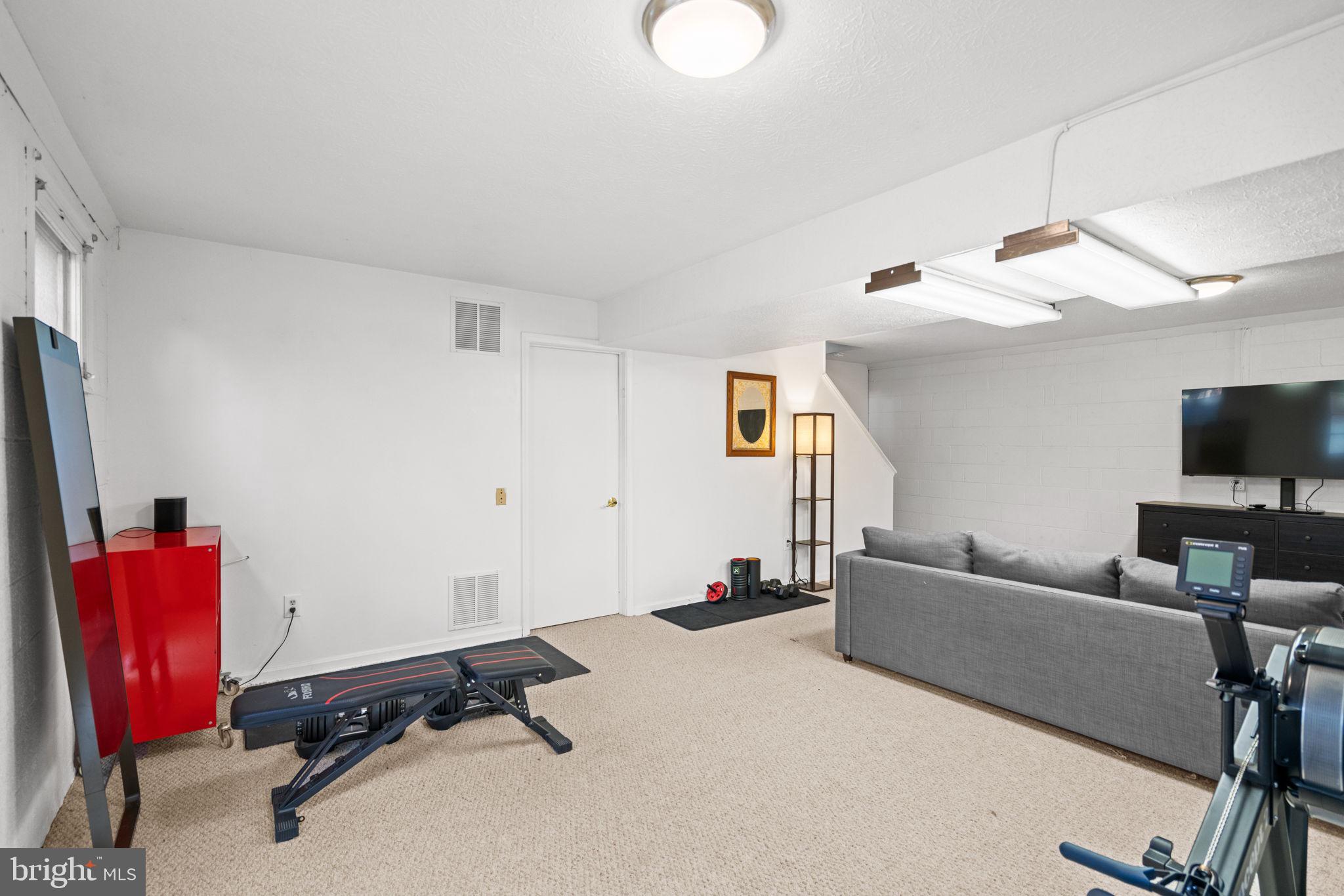 MILL CREEK TOWNE - Residential