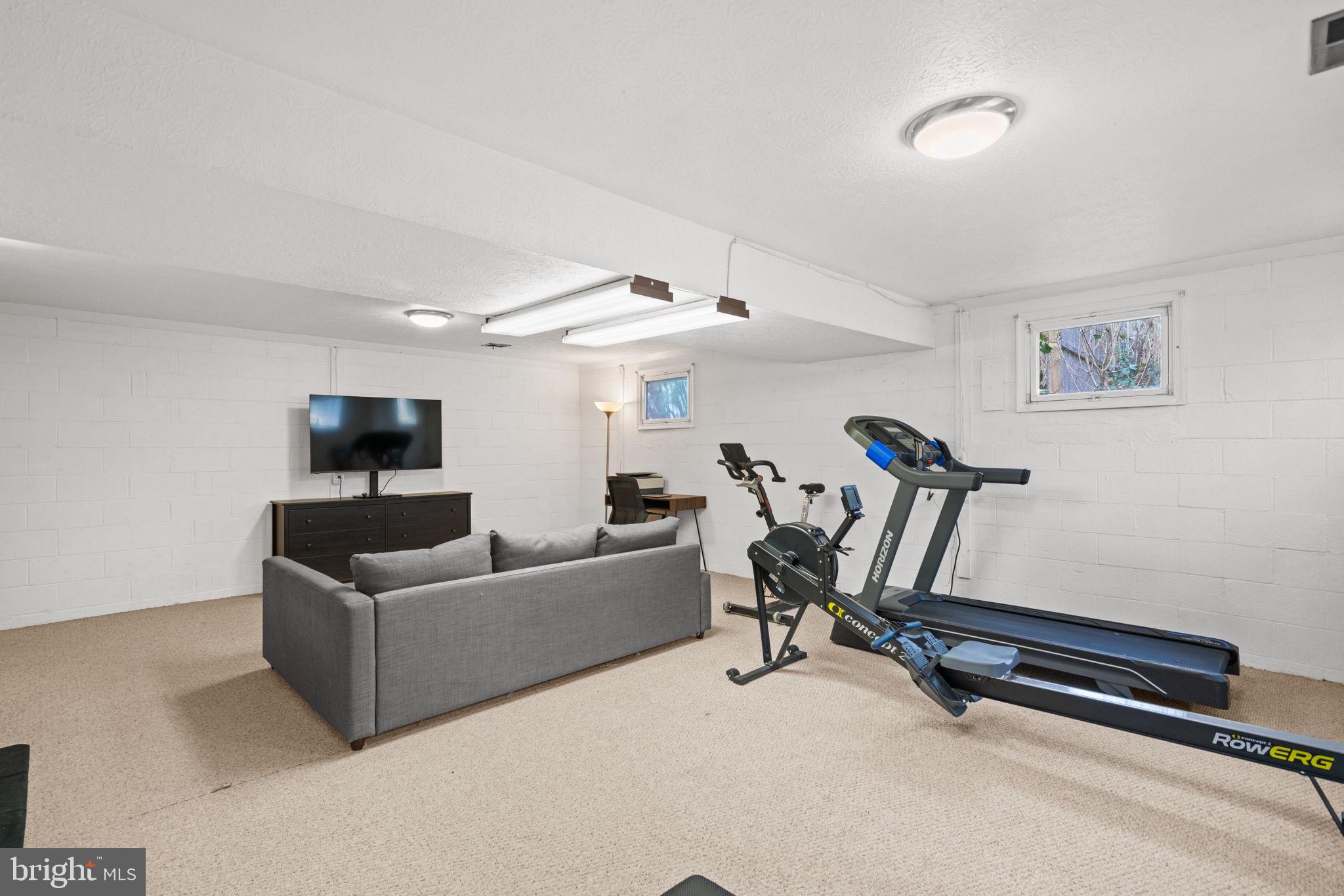 MILL CREEK TOWNE - Residential