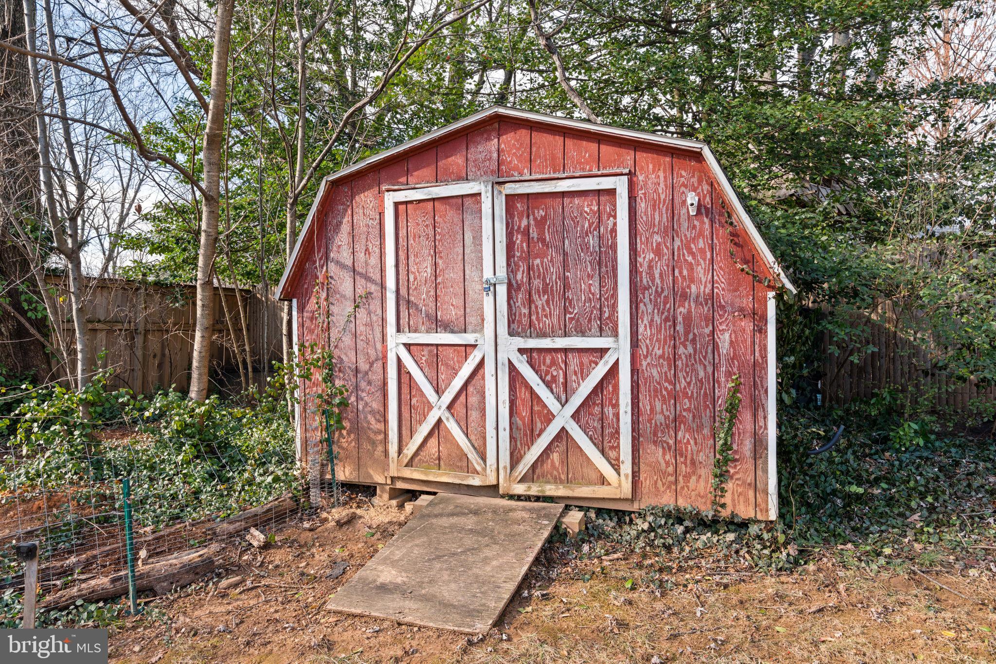 MILL CREEK TOWNE - Residential