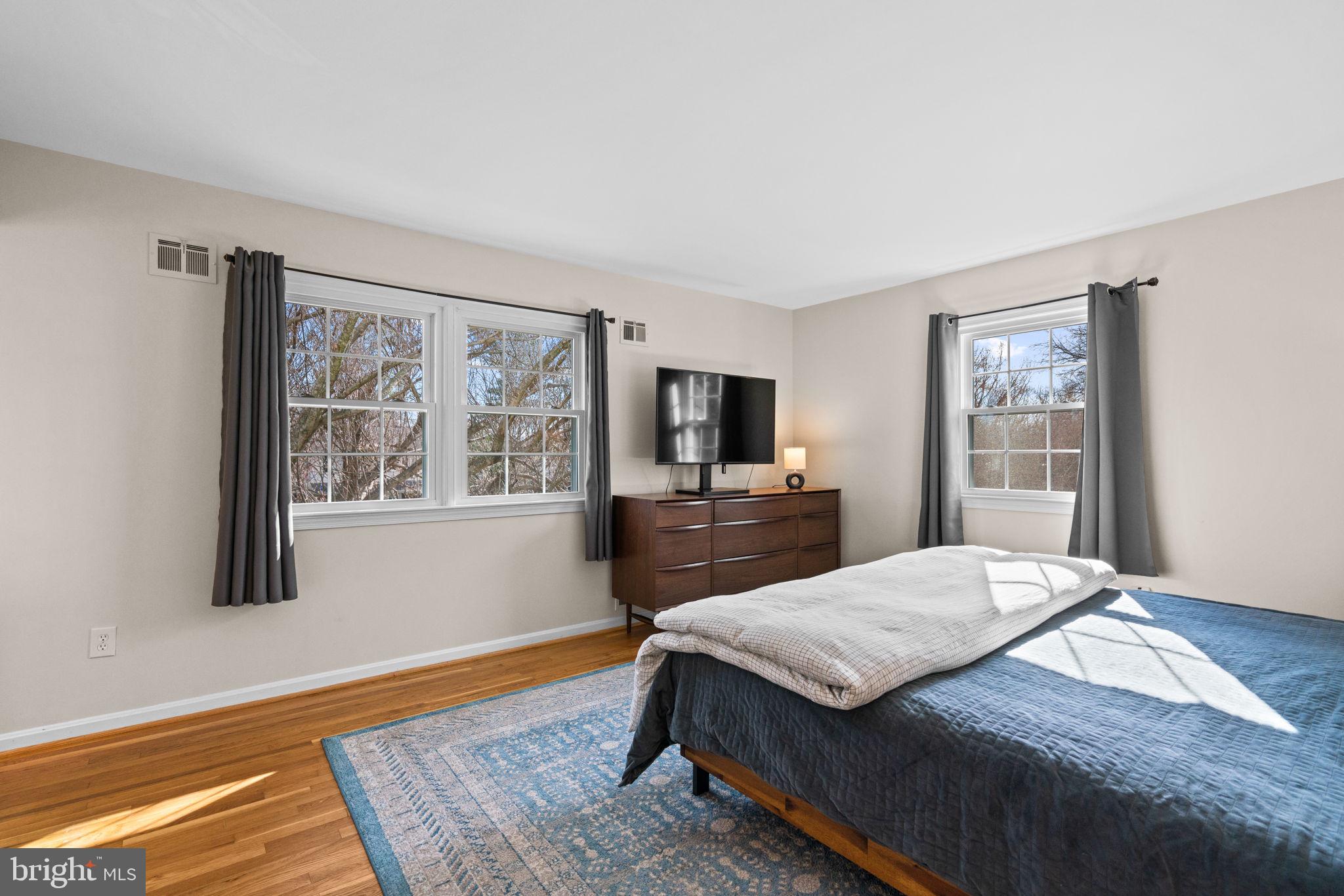 MILL CREEK TOWNE - Residential