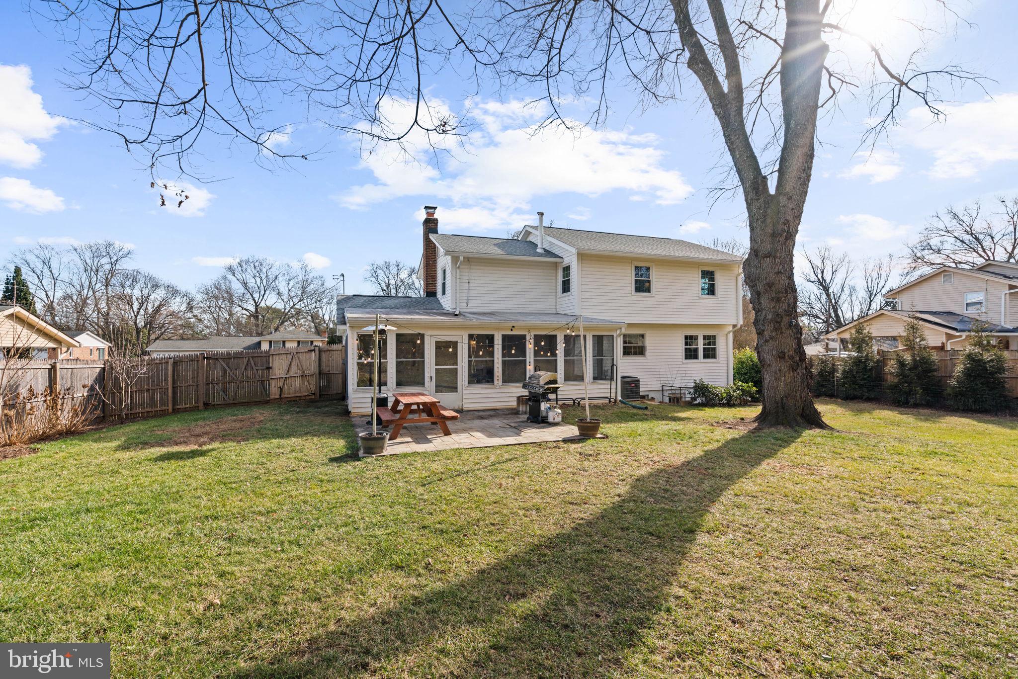 MILL CREEK TOWNE - Residential