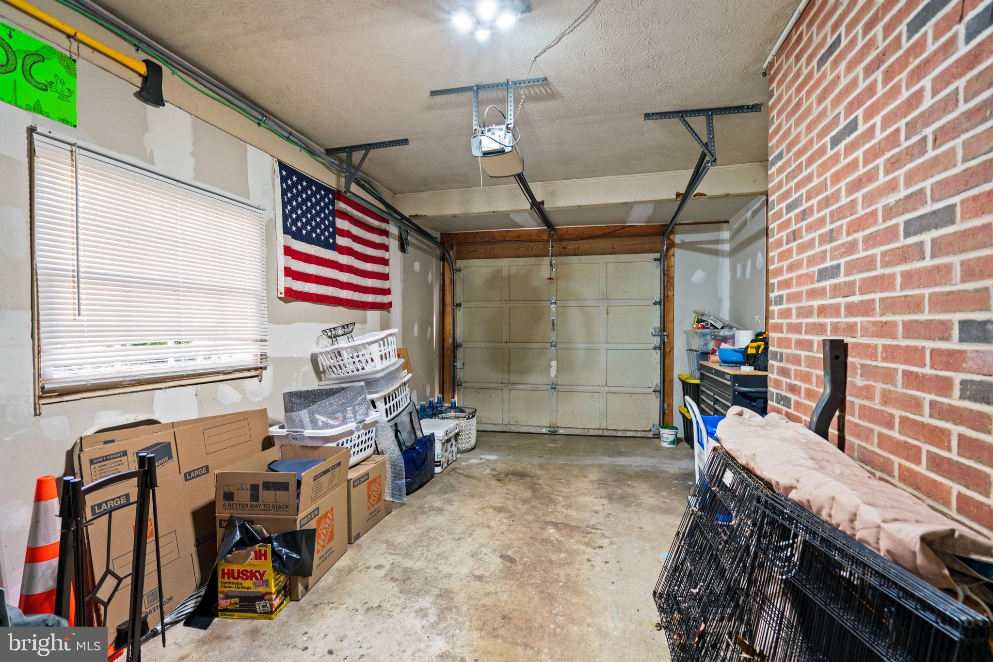 MILL CREEK TOWNE - Residential