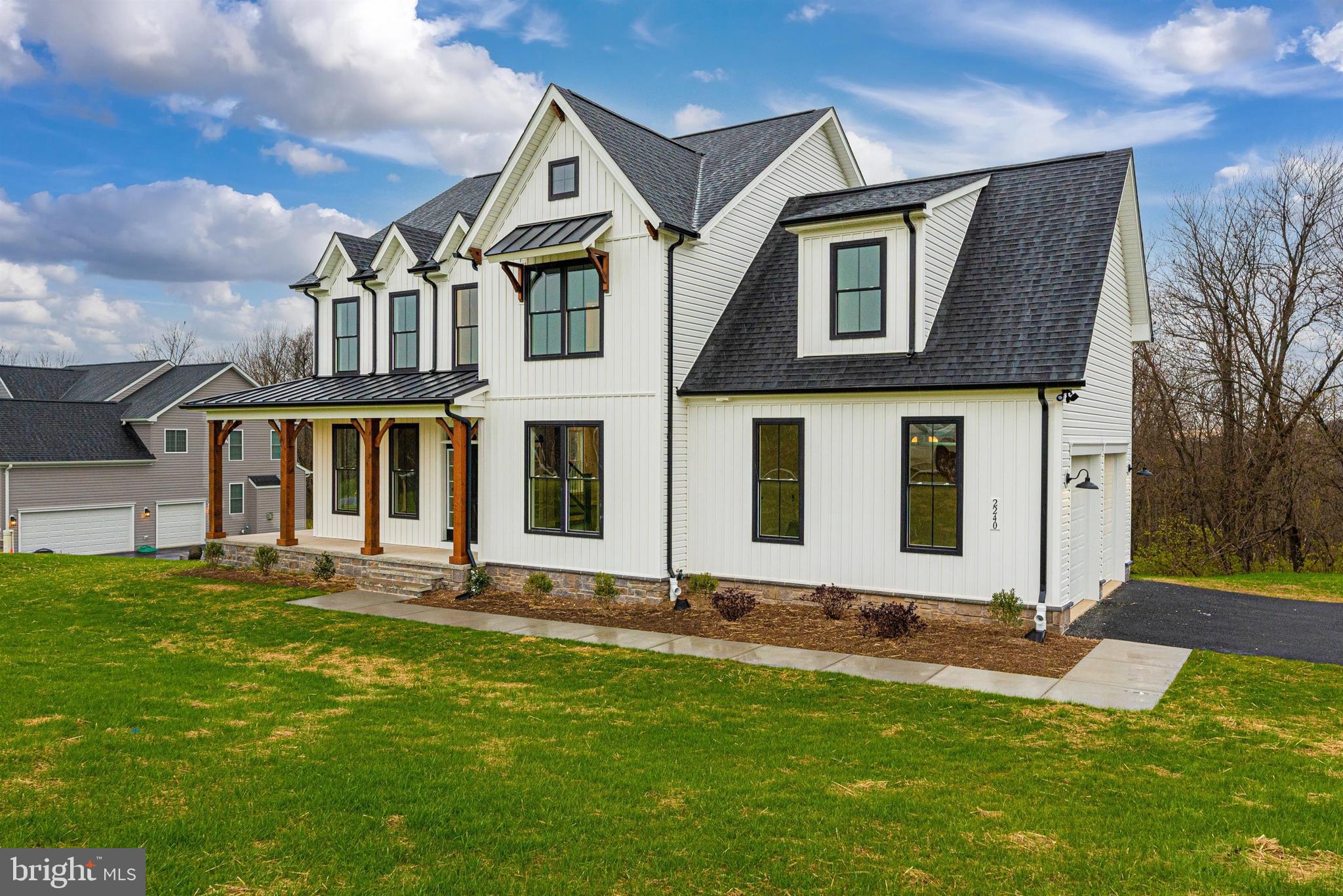 VISTA GREEN - Residential