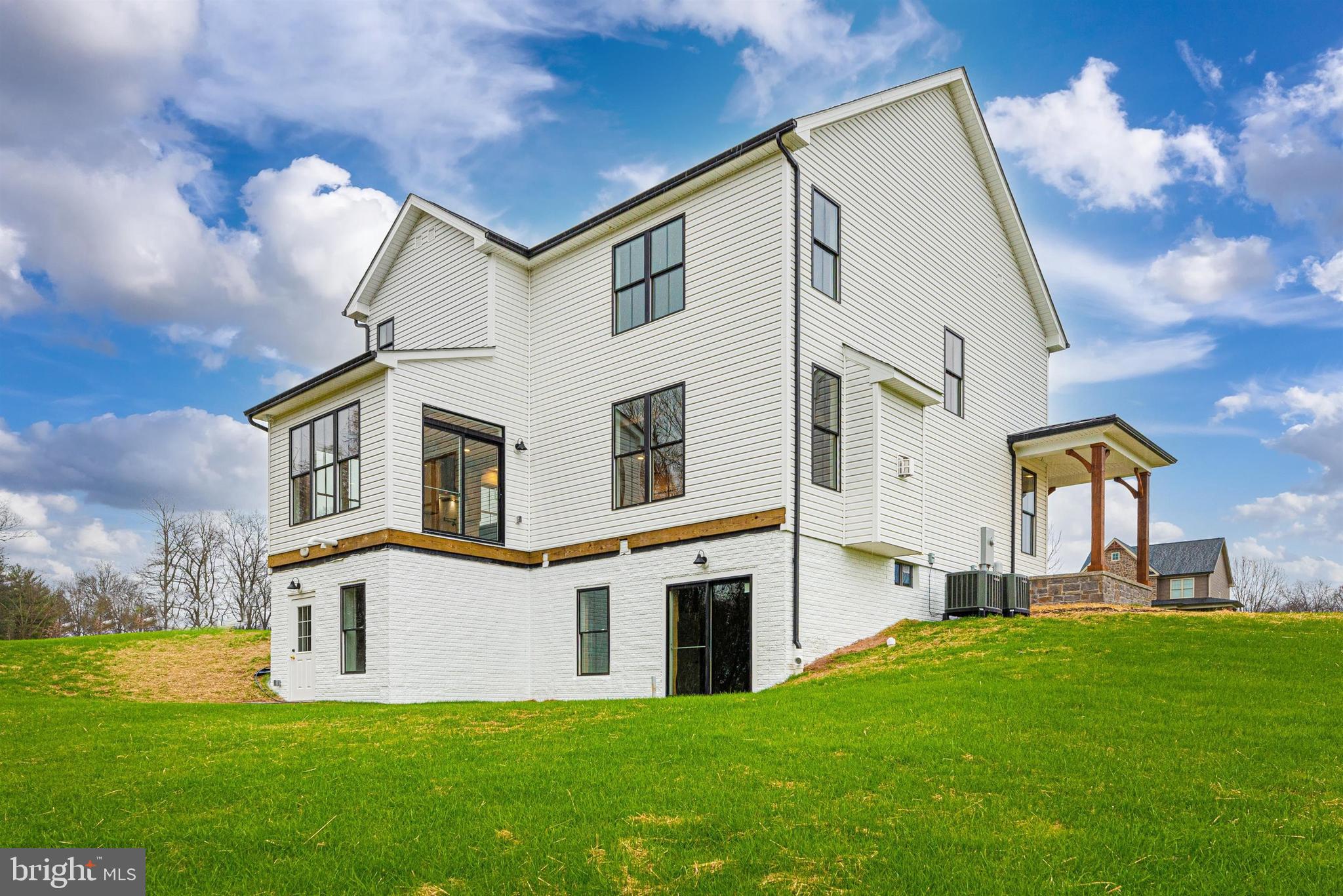 VISTA GREEN - Residential