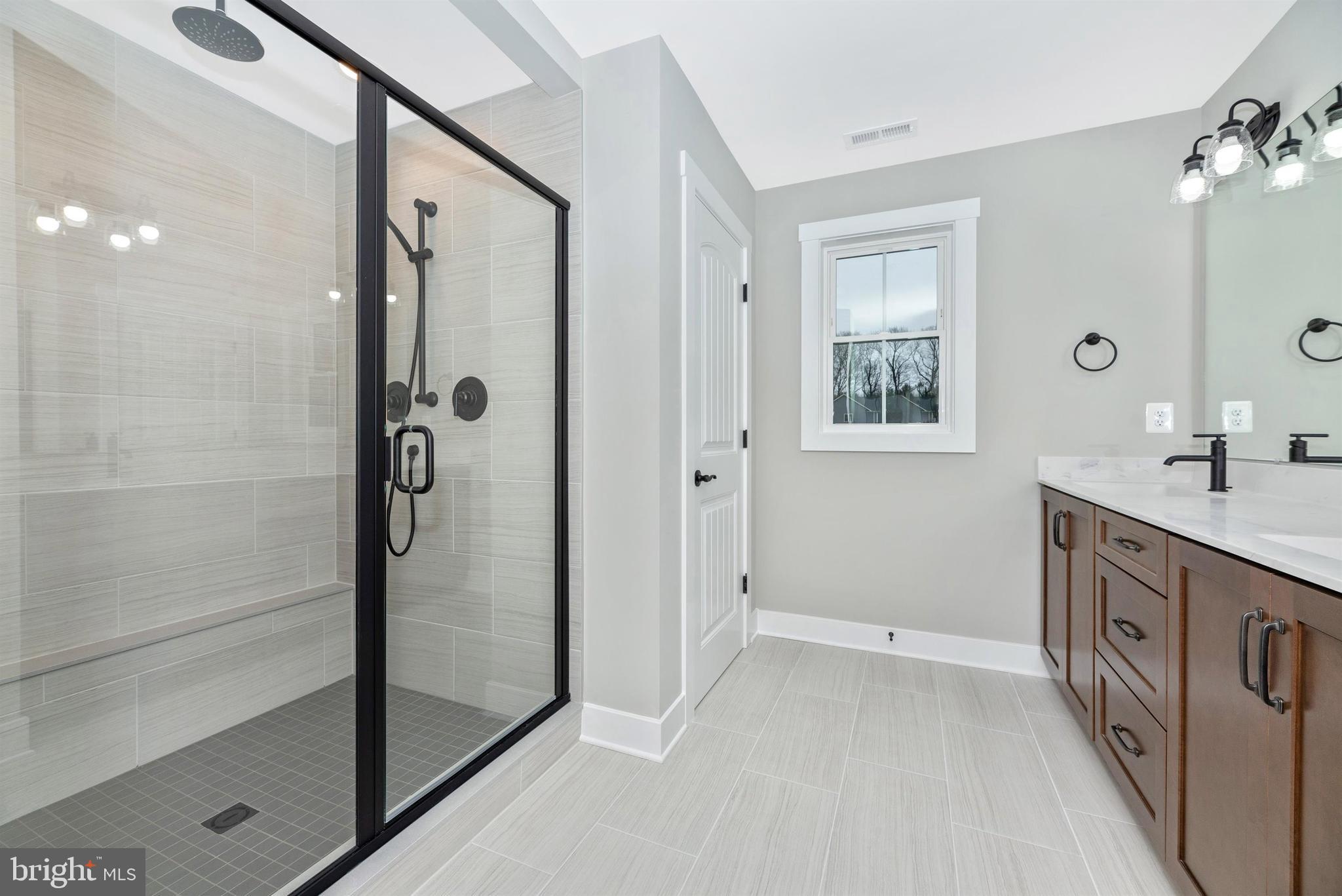 VISTA GREEN - Residential