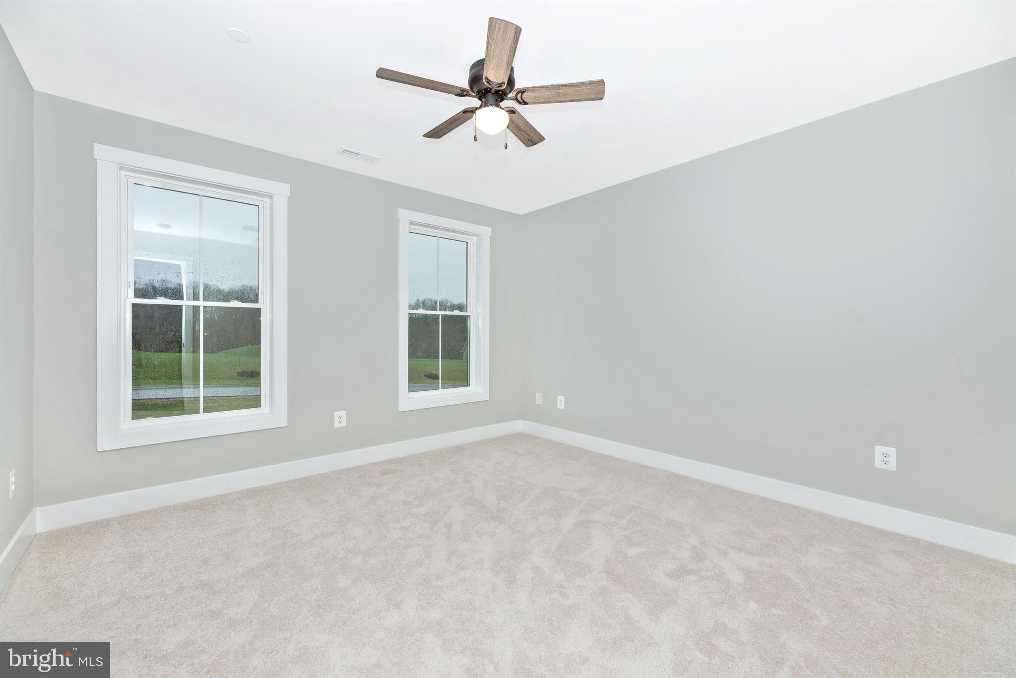 VISTA GREEN - Residential