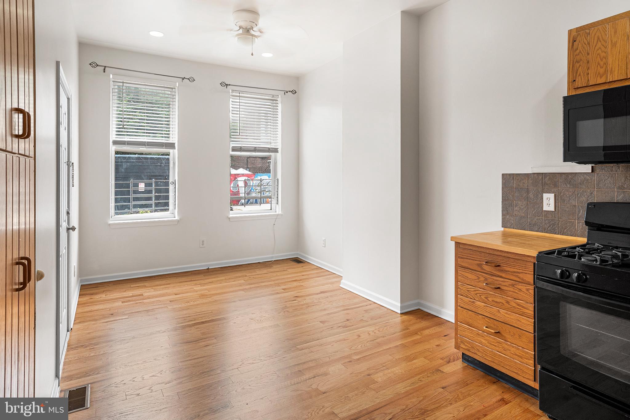 KENSINGTON - Residential Lease