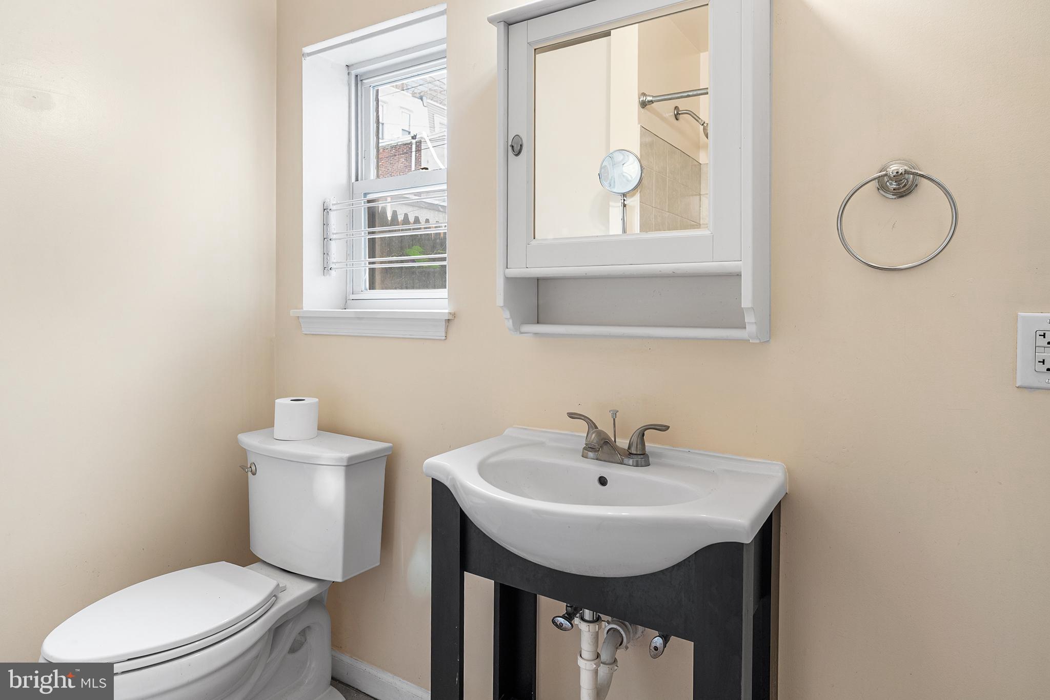 KENSINGTON - Residential Lease