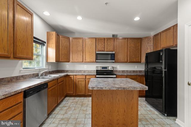 ASHBY PLACE II - Residential Lease