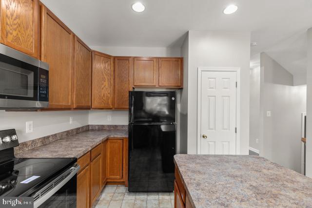 ASHBY PLACE II - Residential Lease