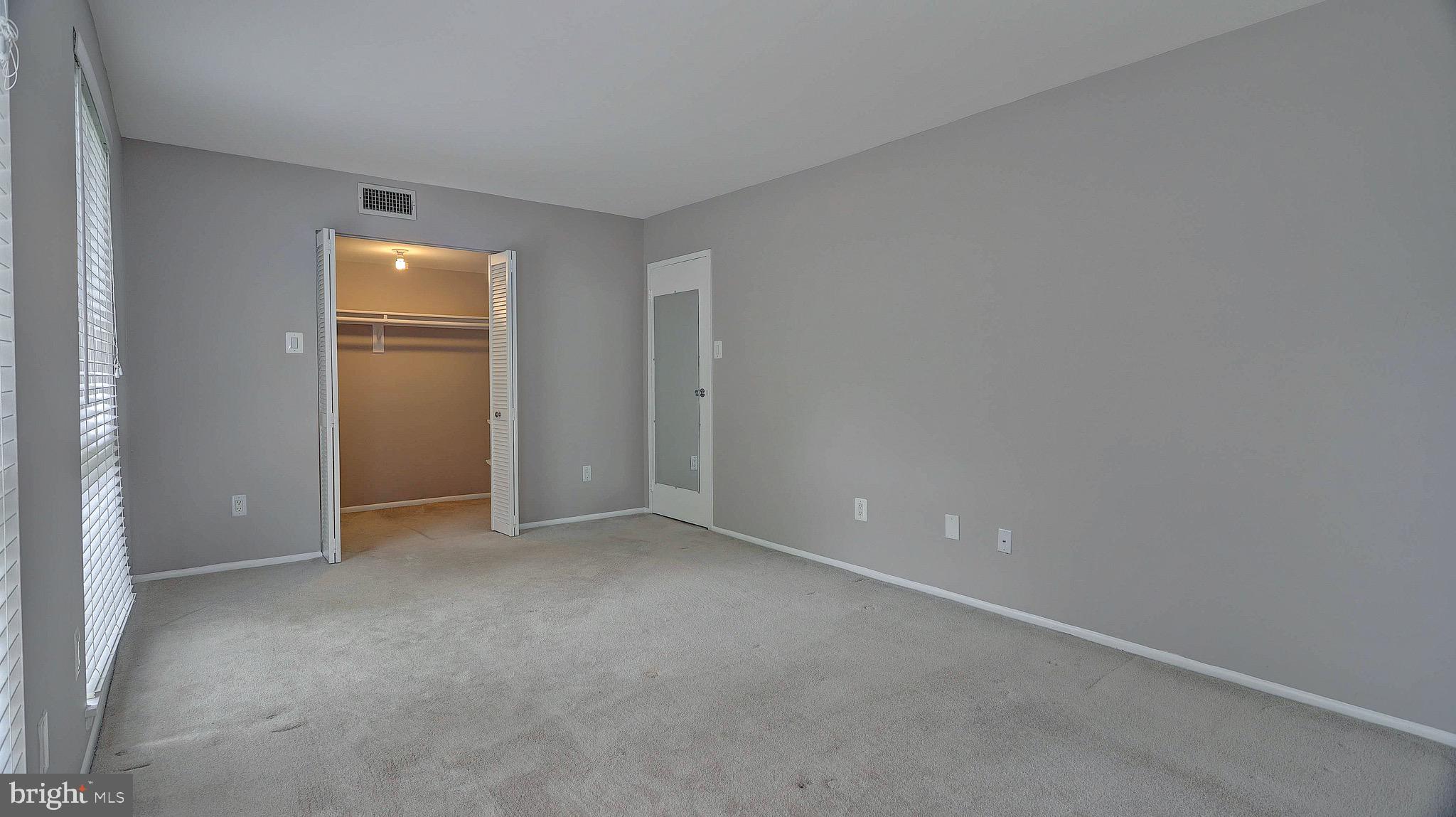 SOUTHGATE - Residential