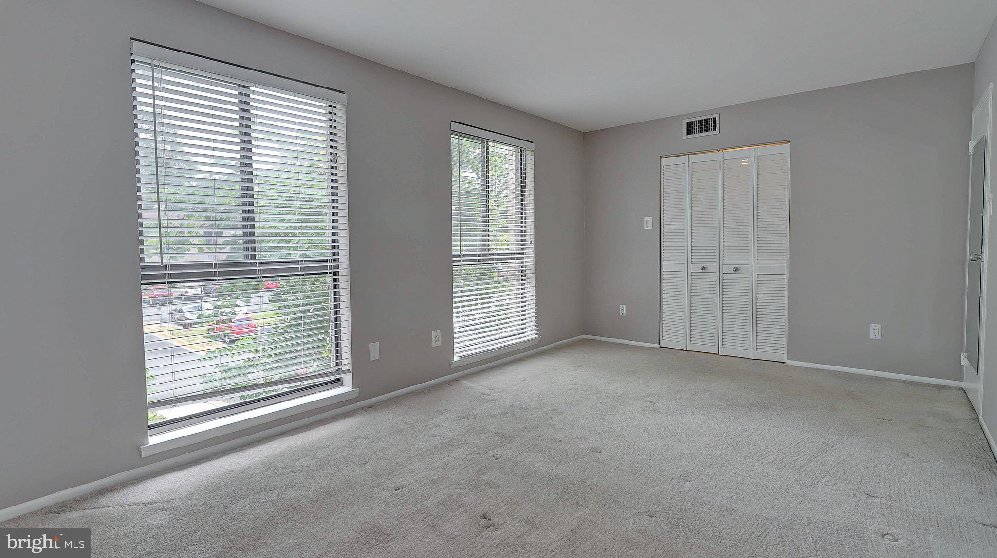 SOUTHGATE - Residential