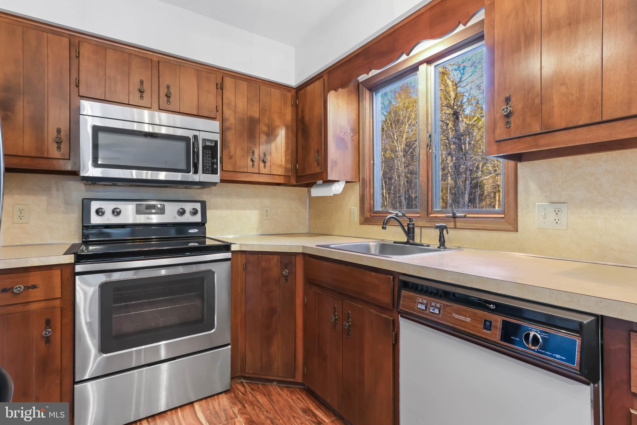 HIGH COUNTRY ESTATES - Residential