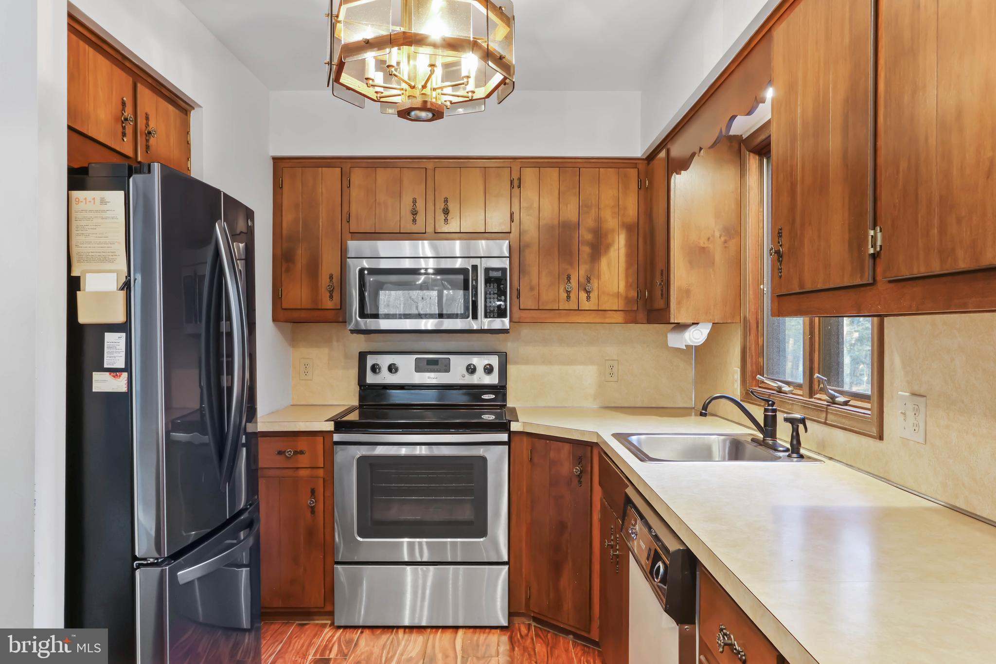 HIGH COUNTRY ESTATES - Residential