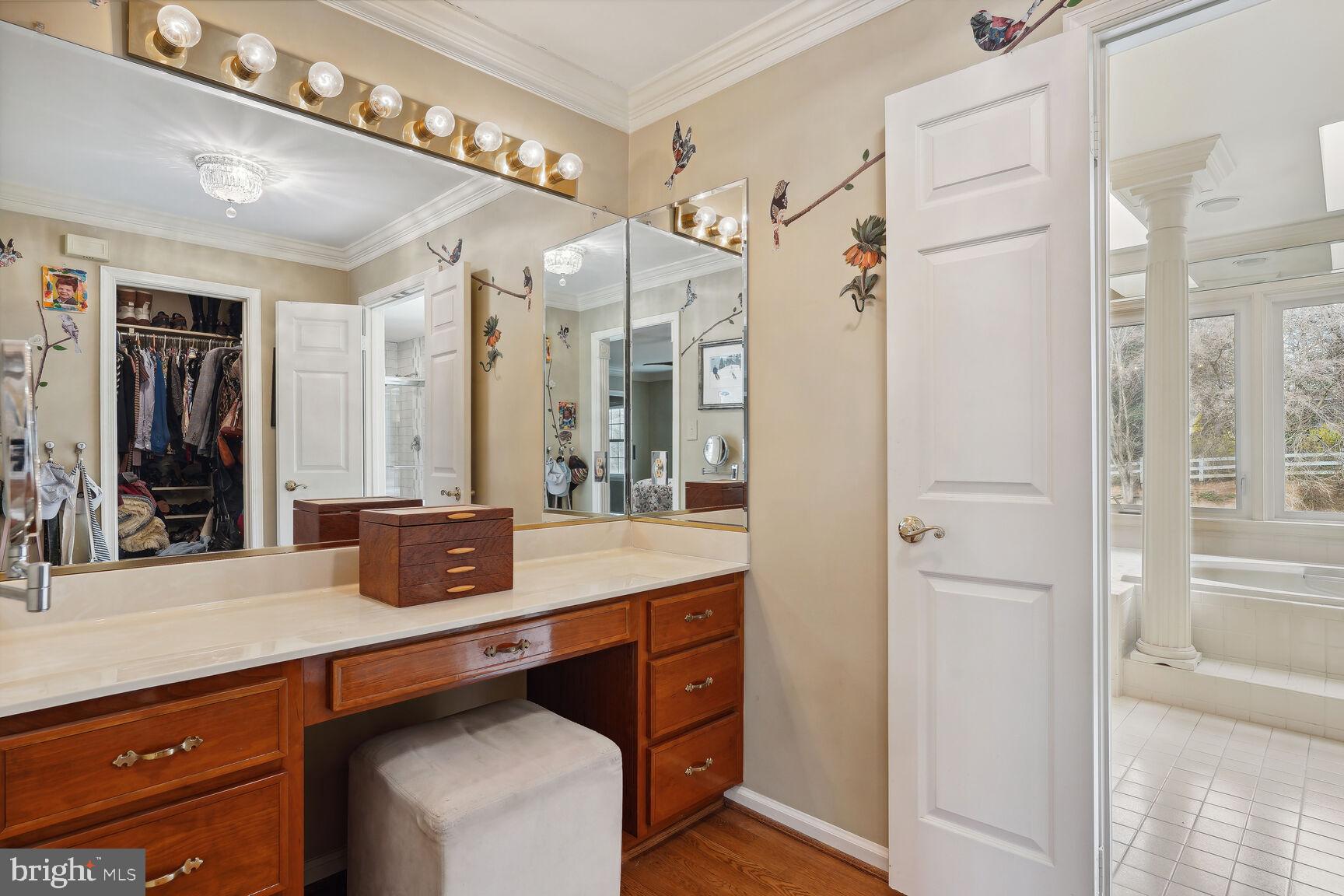 LAKE POTOMAC - Residential